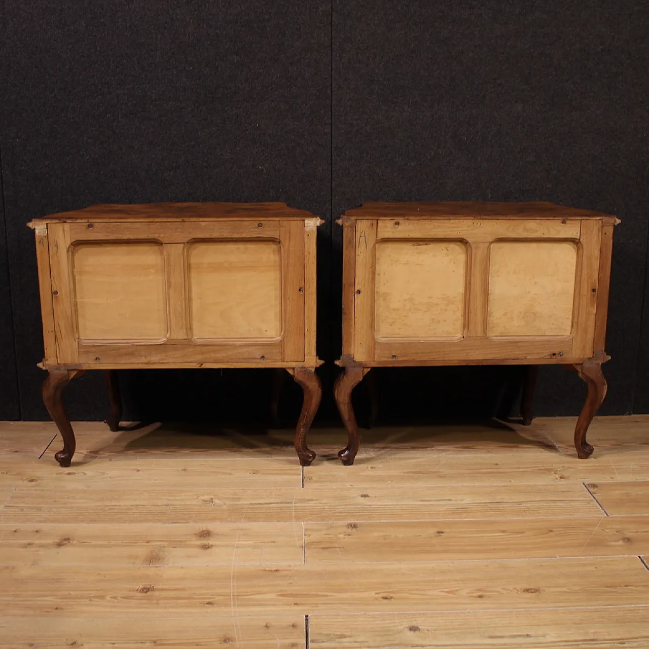 Pair Venetian bedside tables, 20th century 7