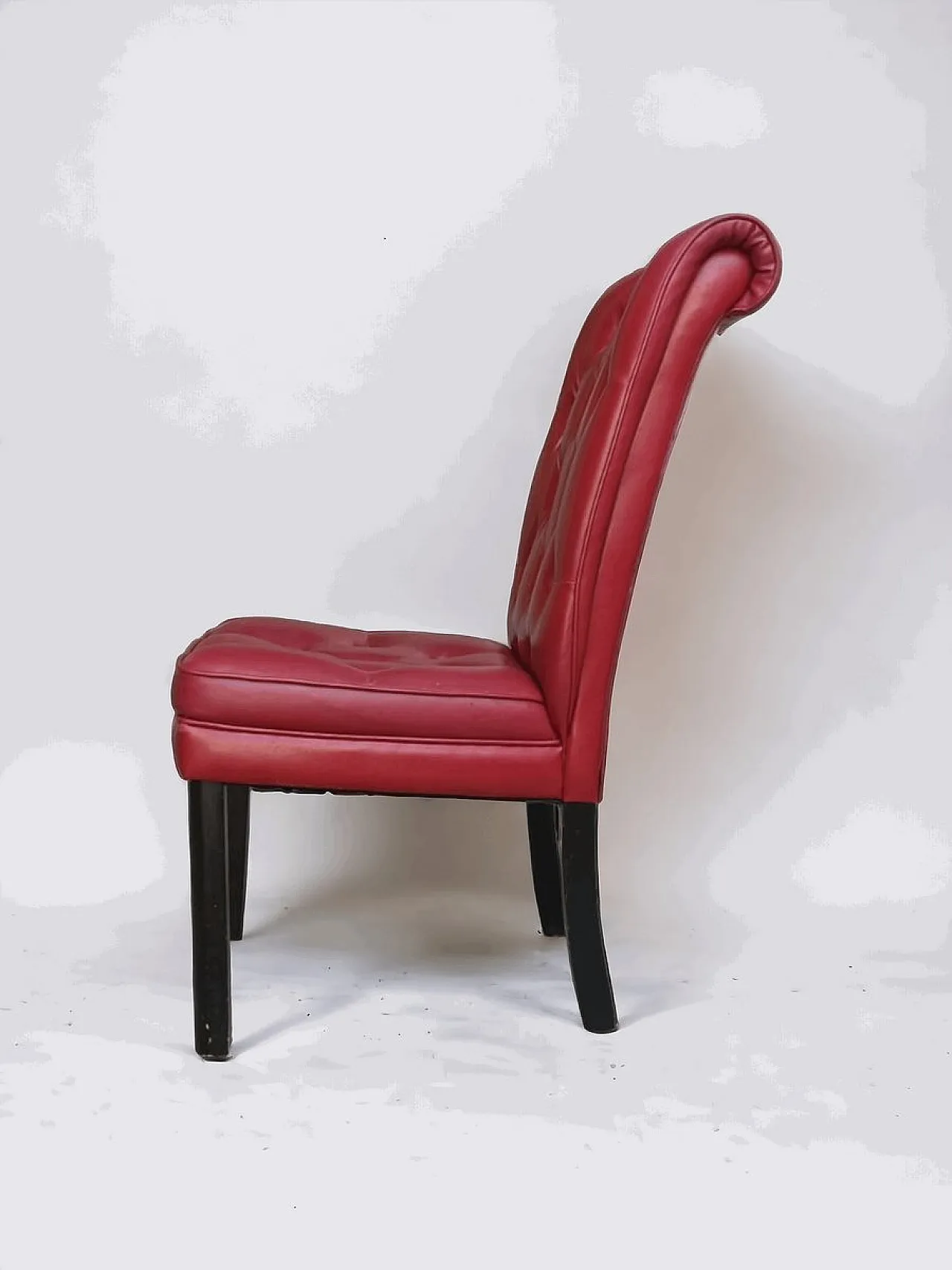 Coppa di sedie Chesterfield in pelle, anni '90 2