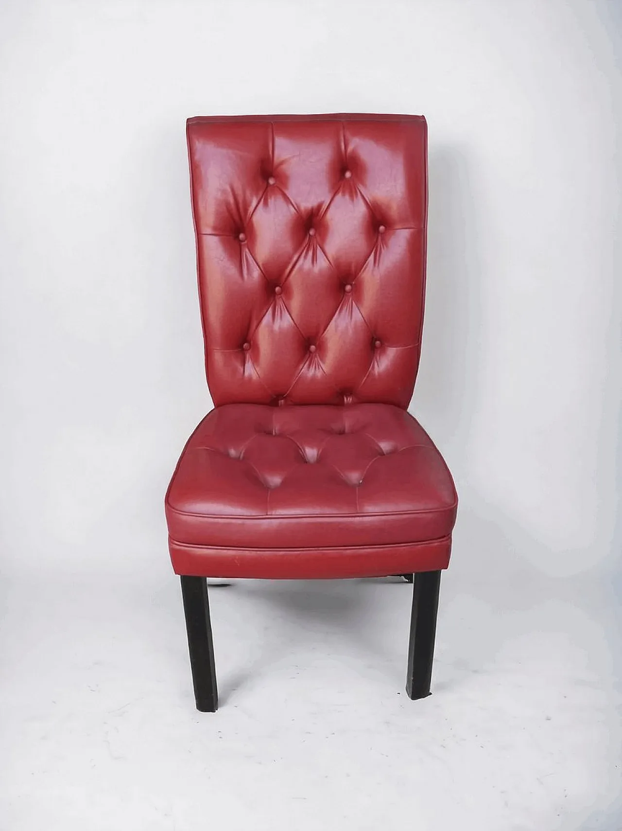 Coppa di sedie Chesterfield in pelle, anni '90 5