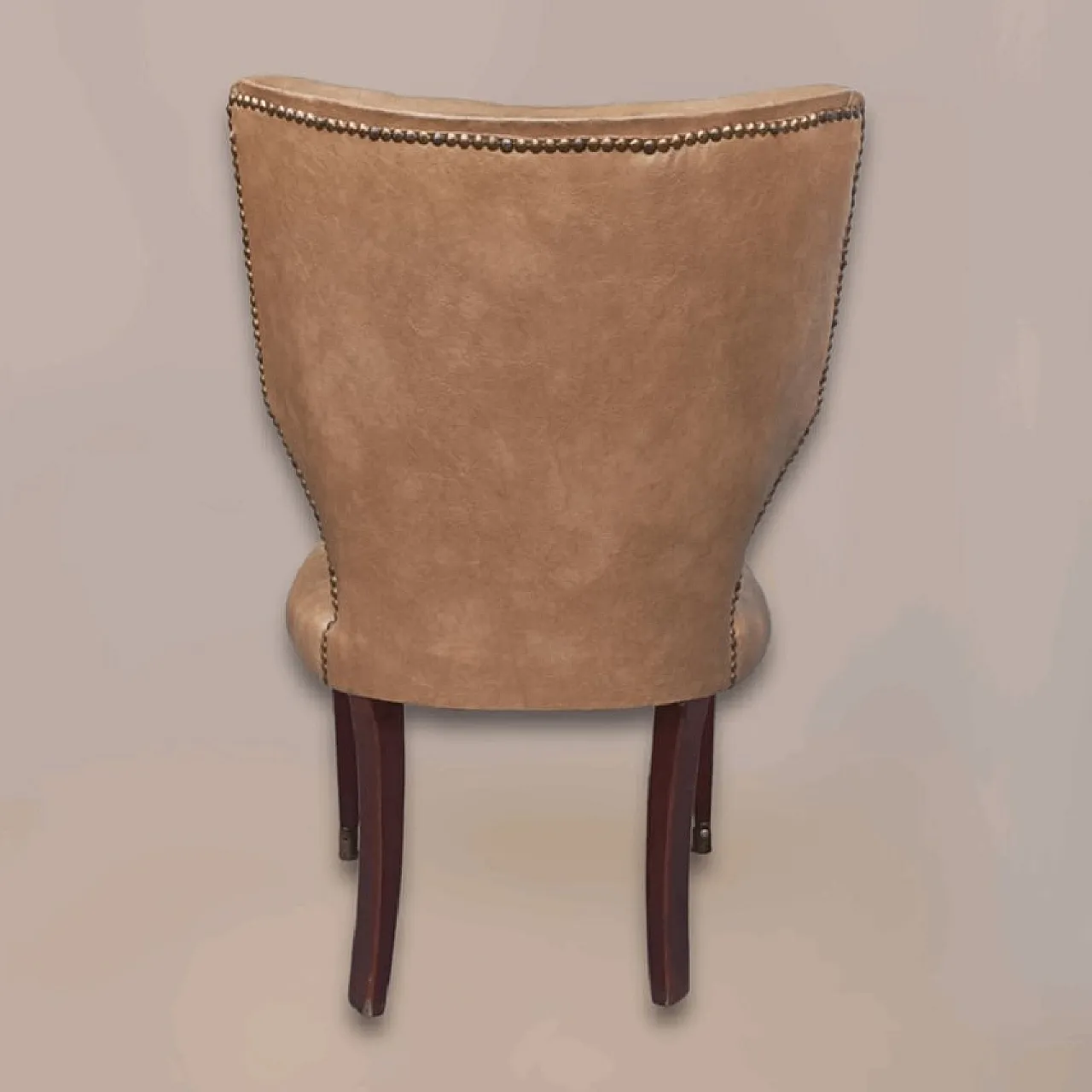 Coppia di poltrone da letto in pelle beige, metà '900 3