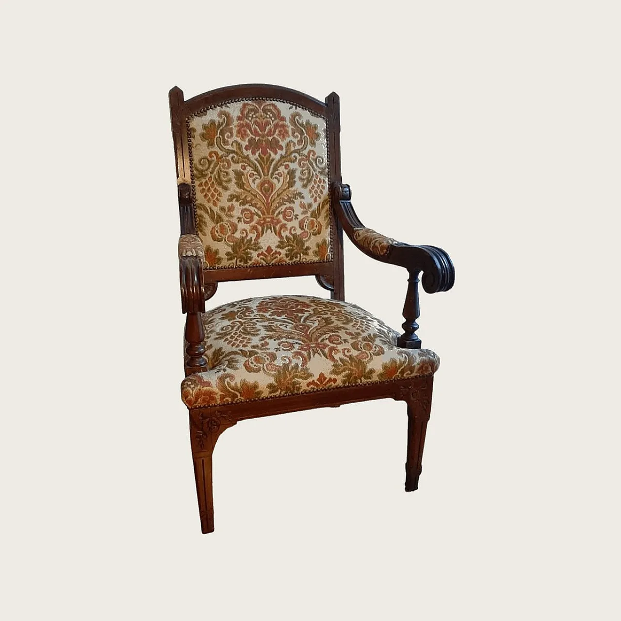 Carved wooden Damask armchair, 1940s 5