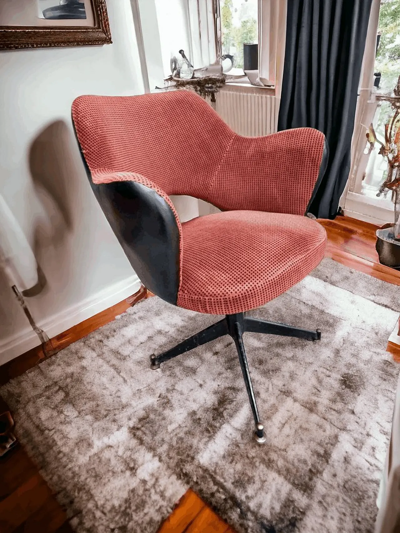 Poltrona girevole in similpelle e velluto, anni '60 1