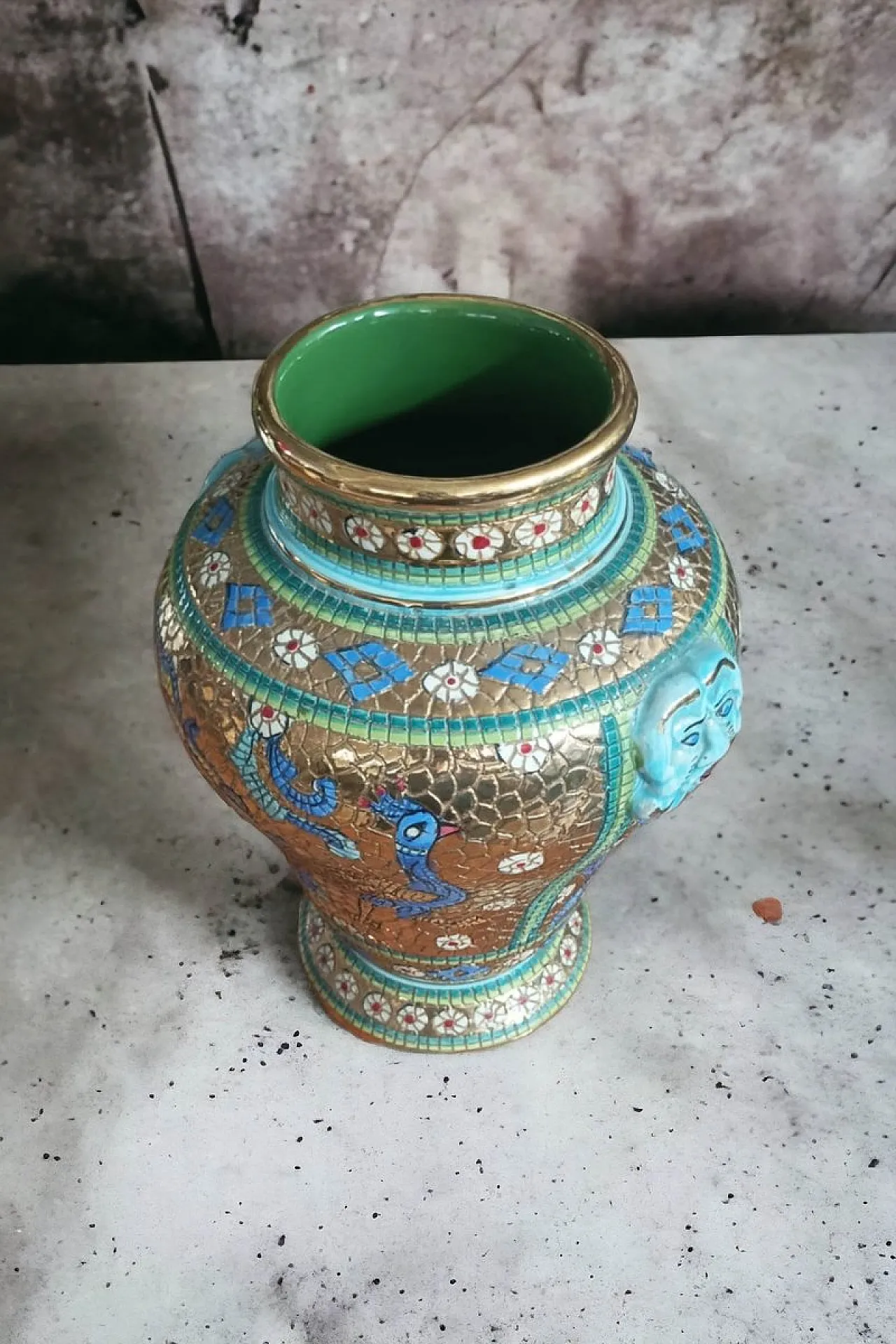 Vaso in mosaico di Deruta, anni '50 3