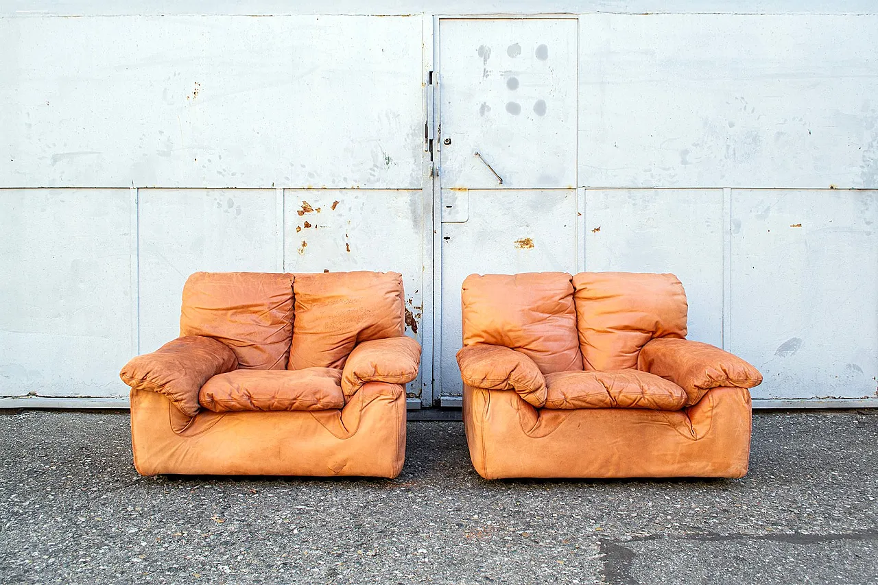 Coppia di poltrone di T.Ammannati e G.Vitelli per Brunati, anni '70 1