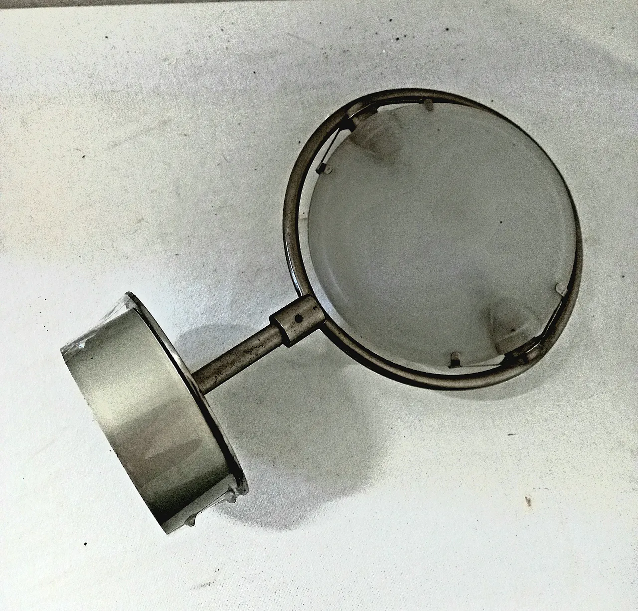 Pair of Nobi wall sconces by Fontana Arte, 90s 8