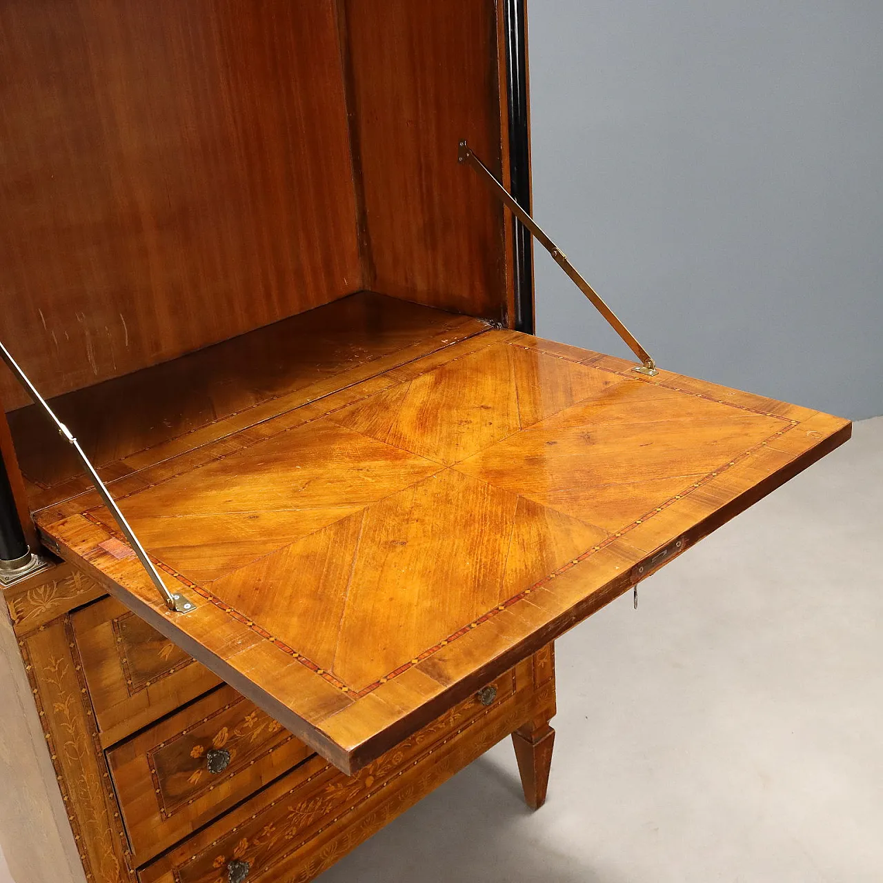Secretaire stile Impero lastronato in noce con intarsi in acero, '900 7