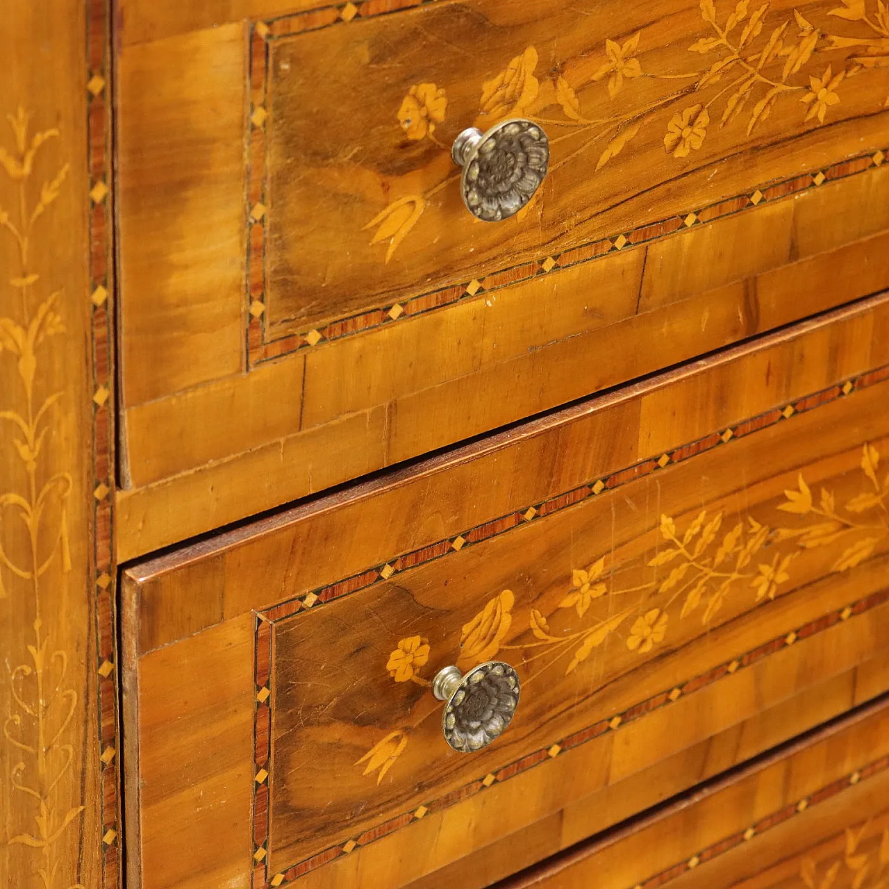 Secretaire stile Impero lastronato in noce con intarsi in acero, '900 10