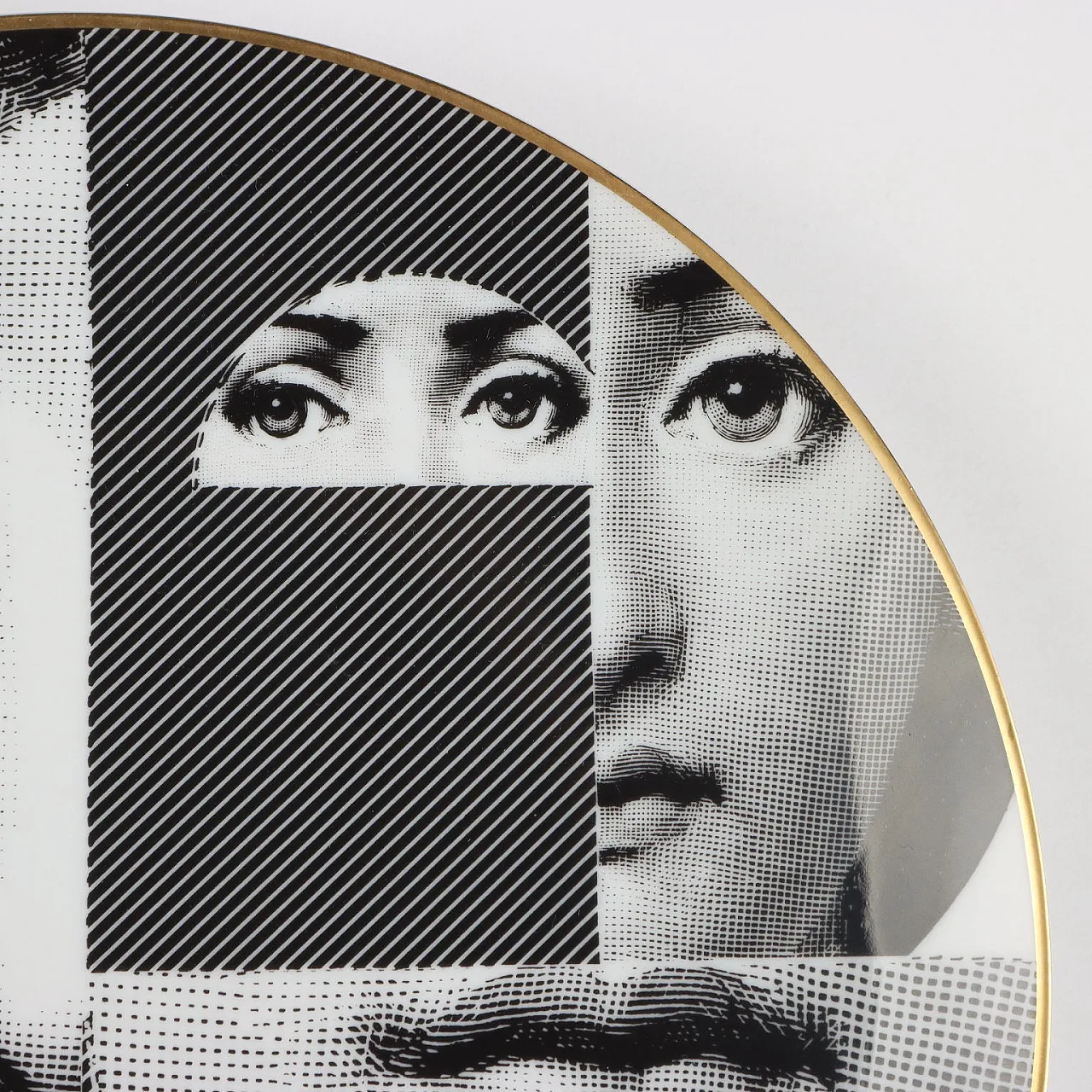 Piatto di Piero Fornasetti per Rosenthal Temi e Variazioni, '900 4