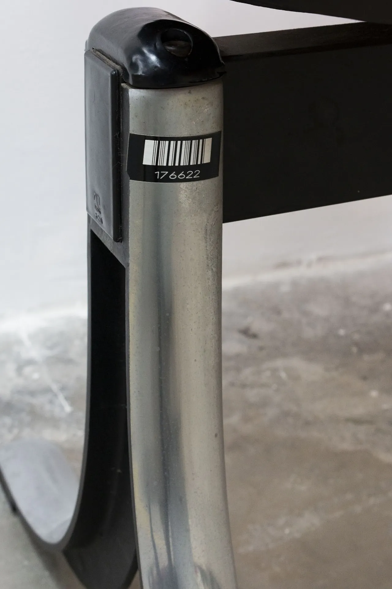 Panca a tre posti Modus di Osvaldo Borsani per Tecno 6