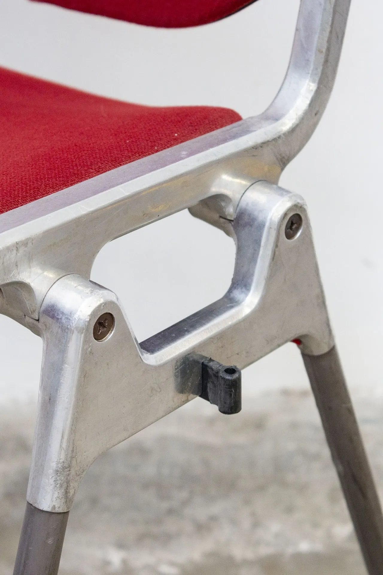 3 DSC 106 Rainbow di Giancarlo Piretti per Anonima Castelli, anni '90 6