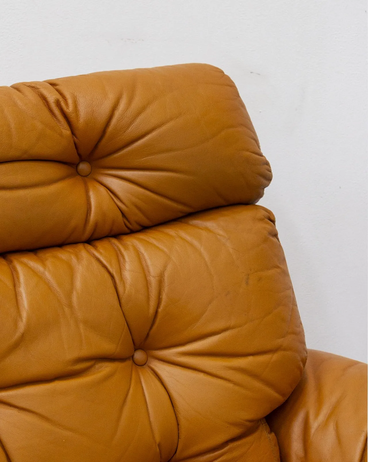 Pair of  armchairs mod. Coronado by Tobia Scarpa for B&B Italia, 60s 8