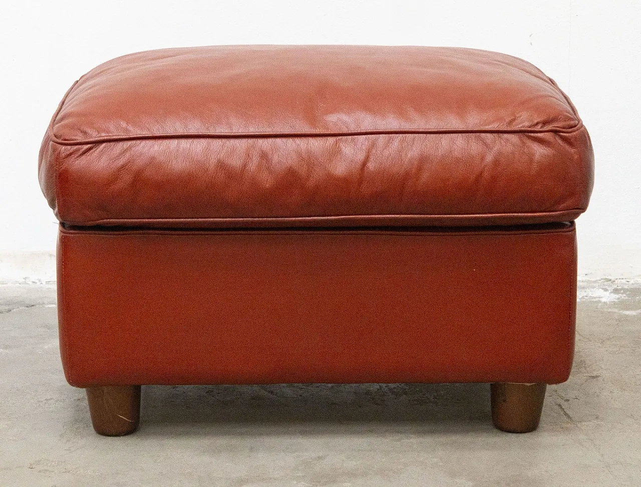 Leather Armchair with Footstool 13