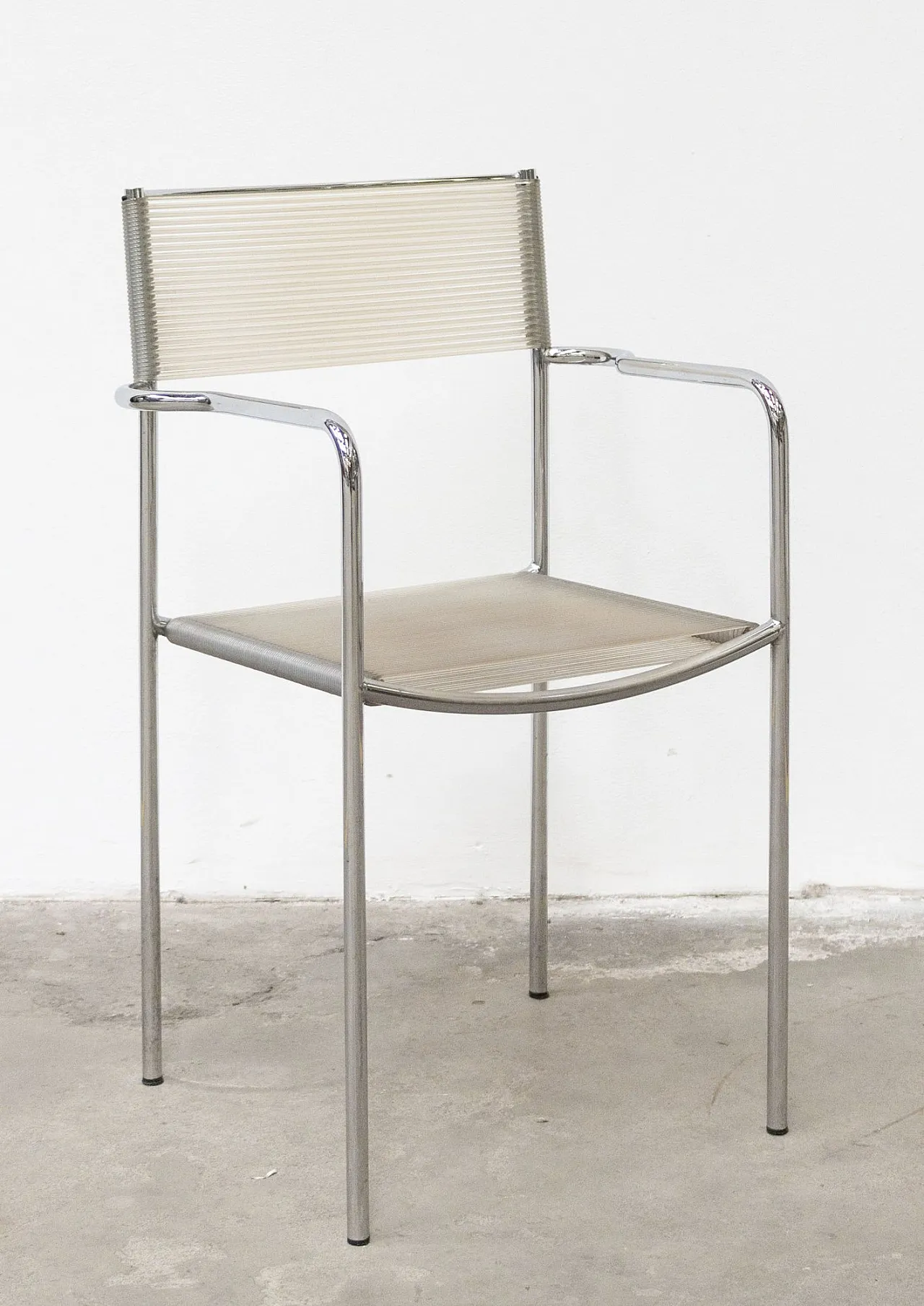 Spaghetti Armrest cod. 131, sedia di Giandomenico Belotti per Alias 1