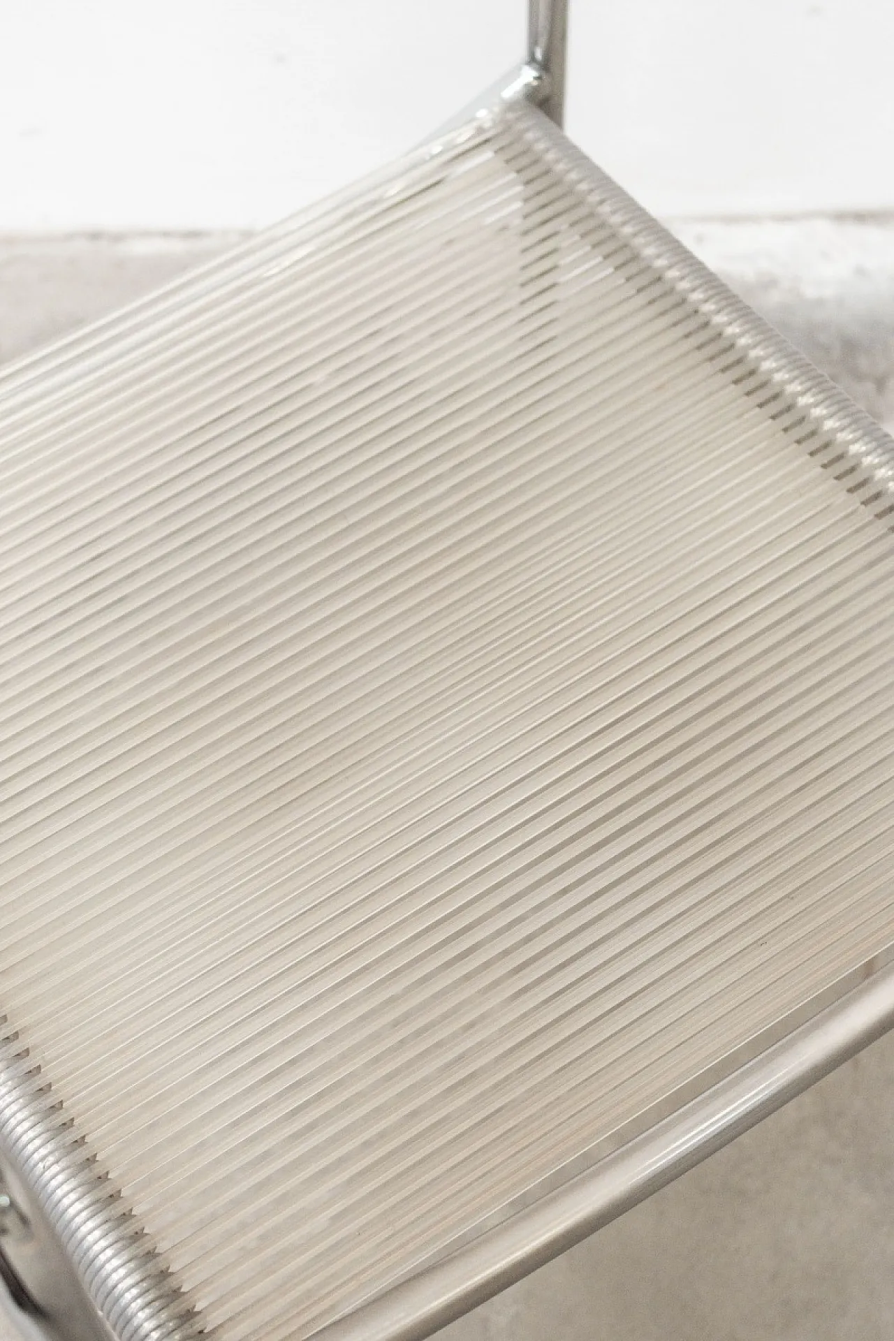 Spaghetti Armrest cod. 131, sedia di Giandomenico Belotti per Alias 7