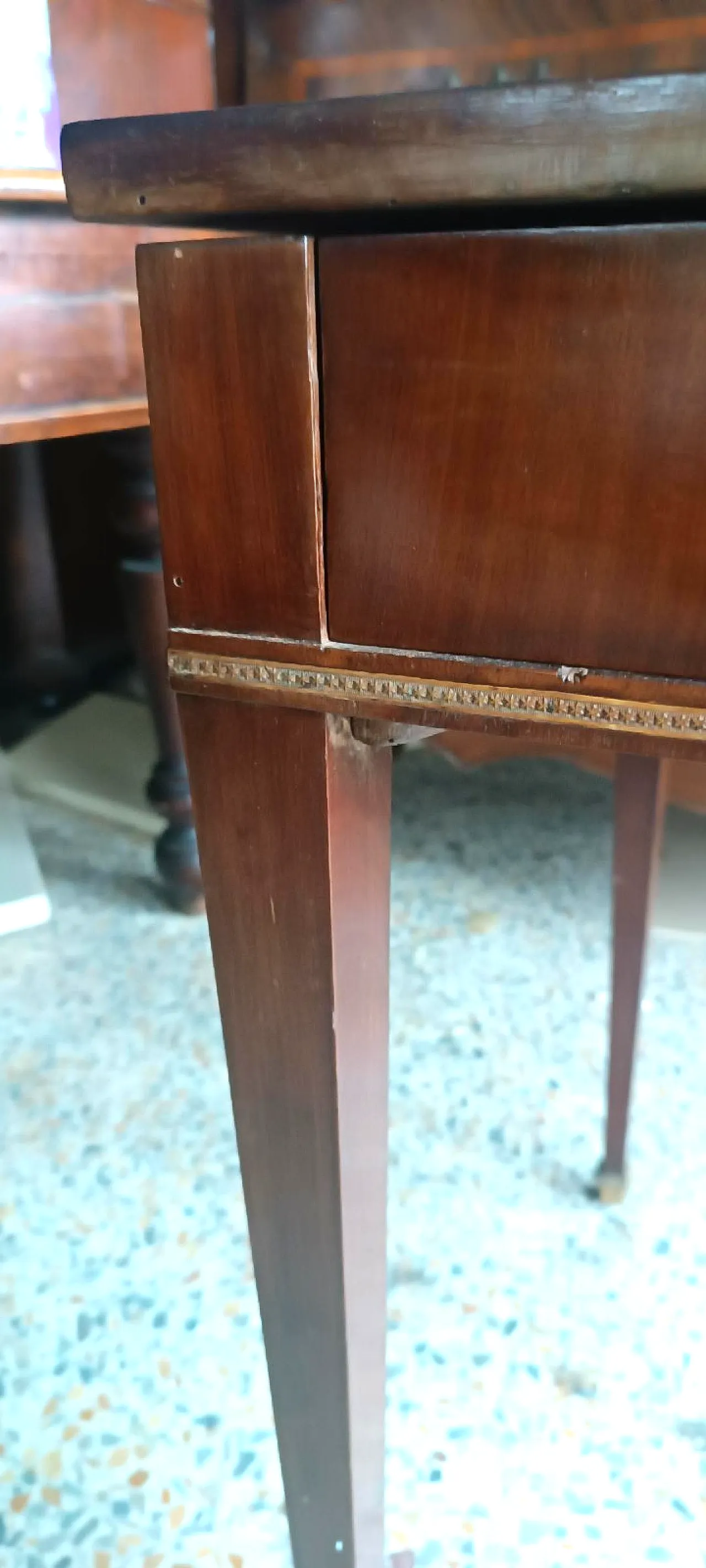 Scrittoio con piano scorrevole in mogano Luigi XVI, '800 13