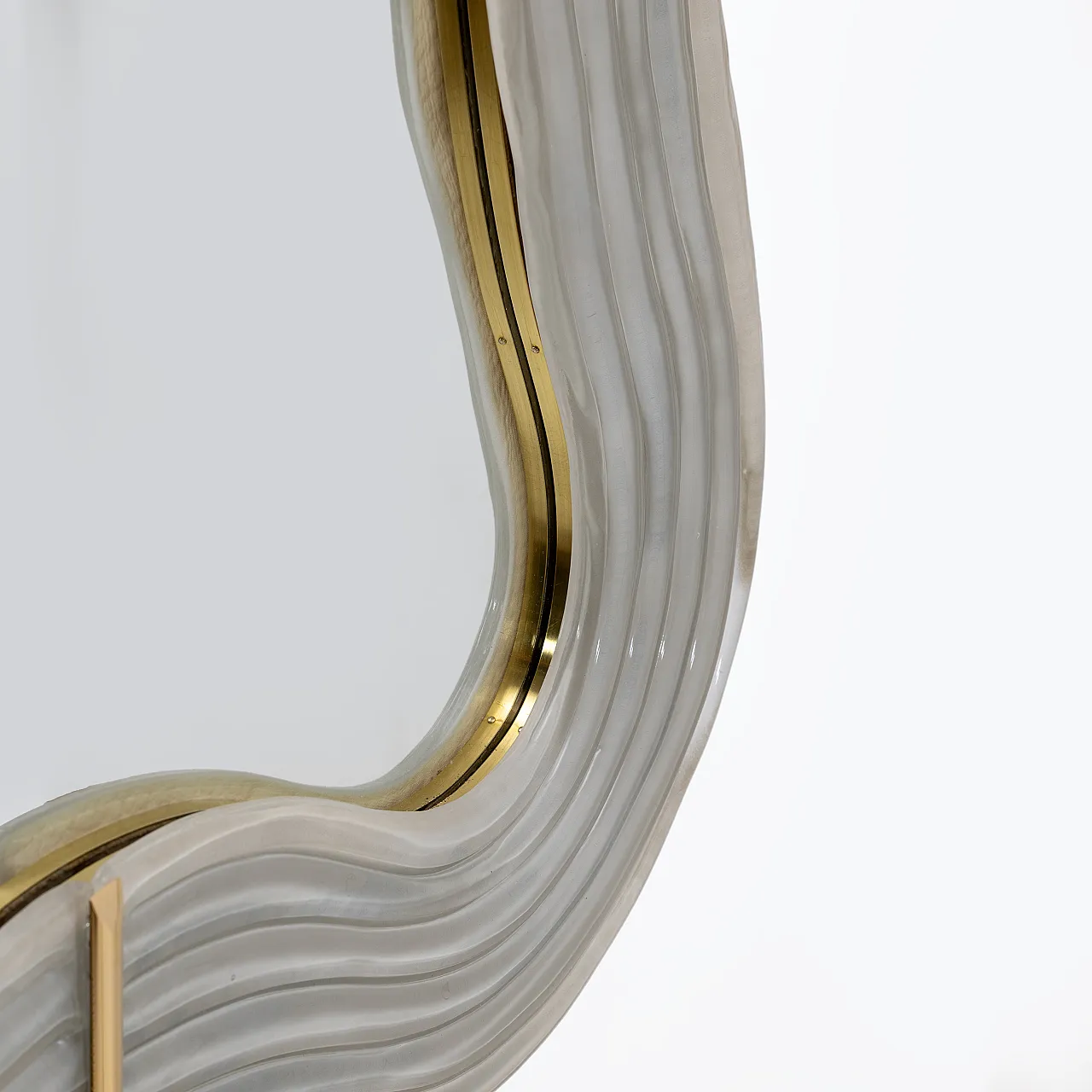 Ondae Sculptural Mirror in Brass and Murano Glass, 2000s 4