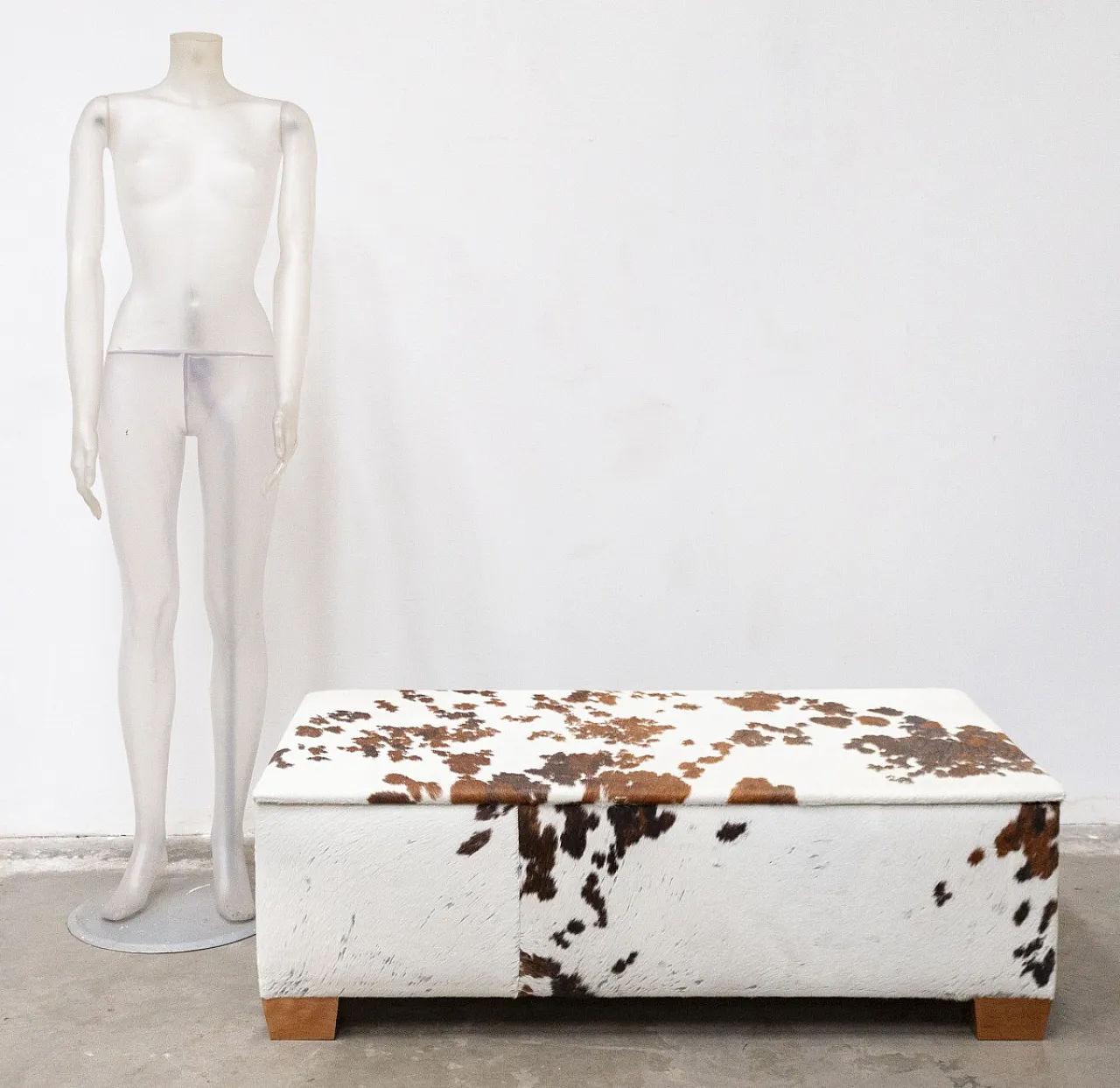 Pouf Contenitore in Legno rivestito in Pelle 9