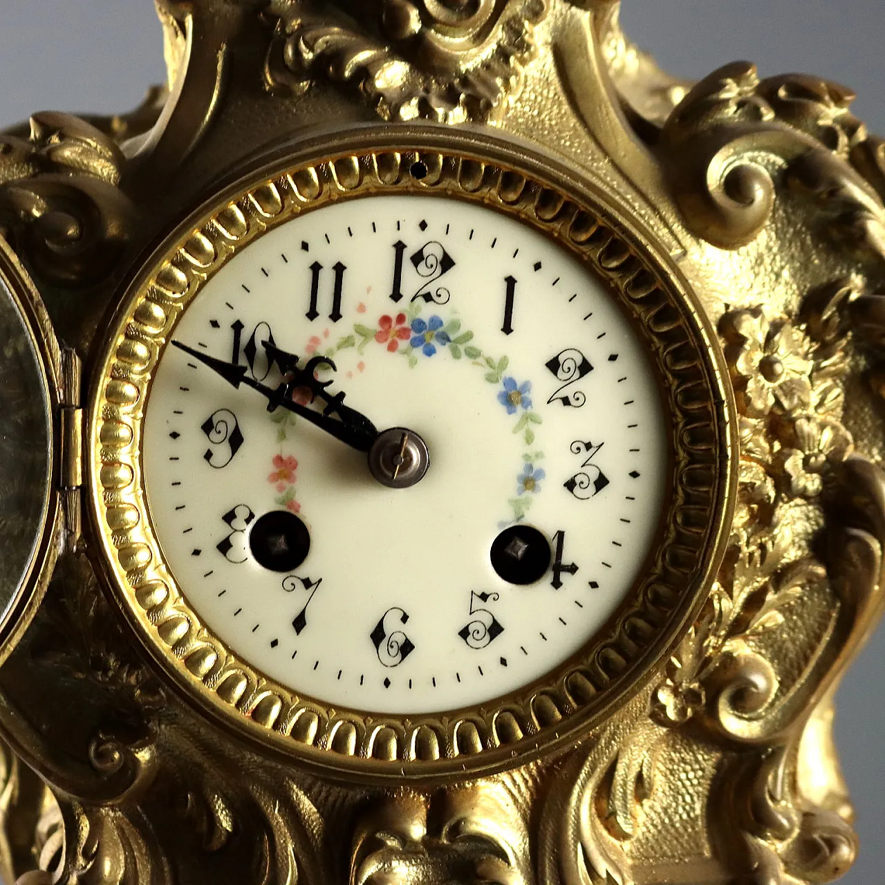 Triptych clock in gilded bronze and bevelled glass, 20th century 4