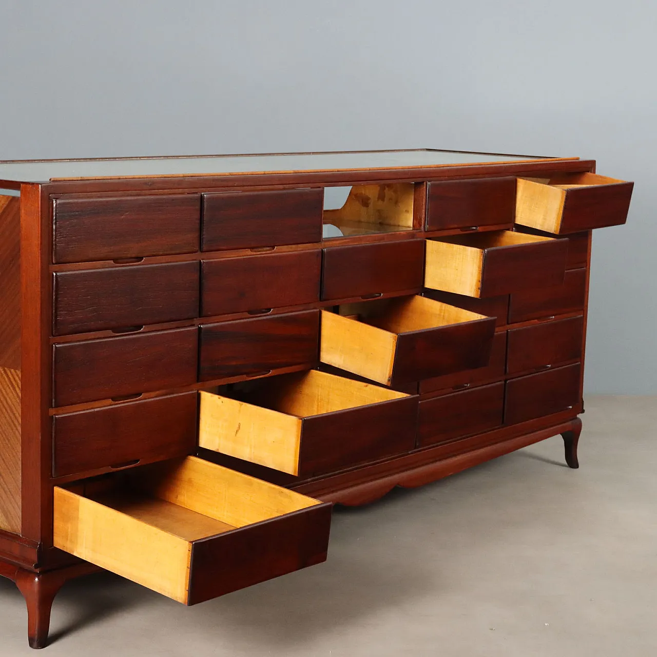 Cabinet with mahogany frame and glass top, 20th century 3