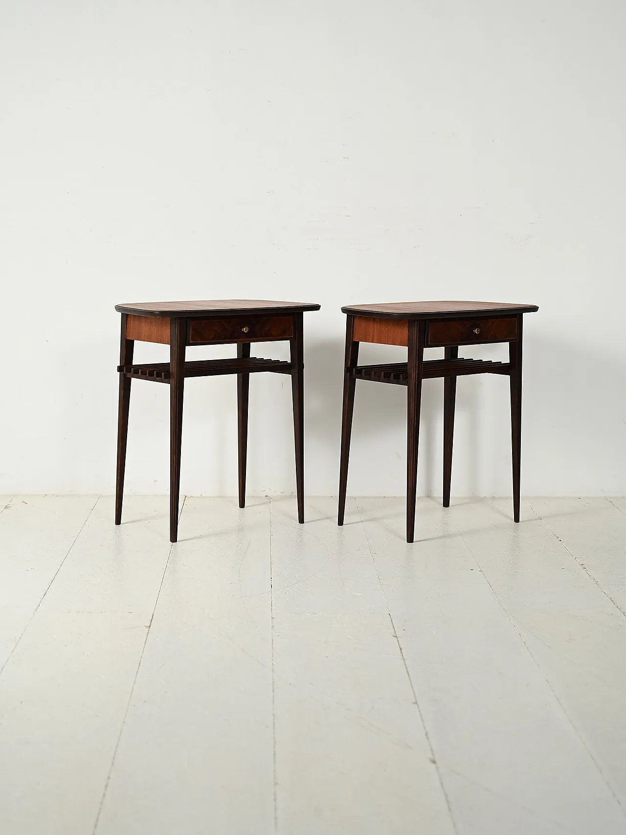 Coppia comodini scandinavi in mogano, anni ’50 4