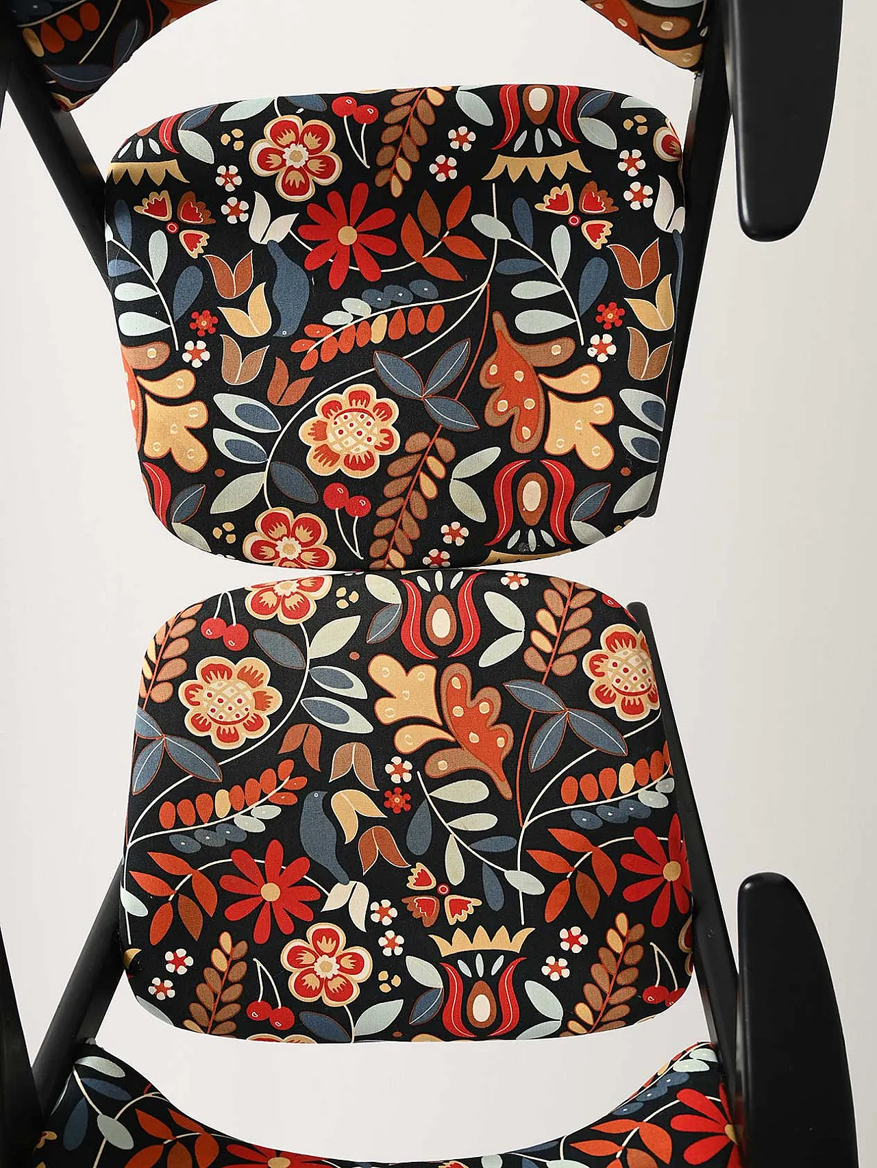 Pair of Triva armchairs by Bengt Ruda with floral upholstery, 60s 10