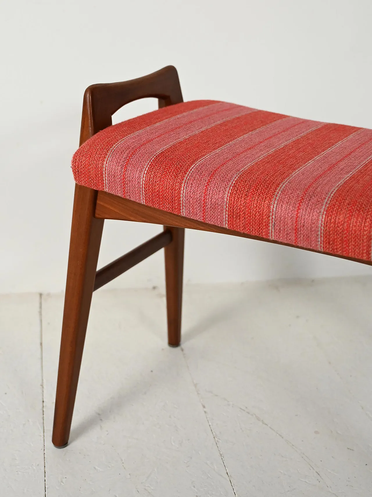 Sgabello scandinavo in teak di Svante Skogh 7