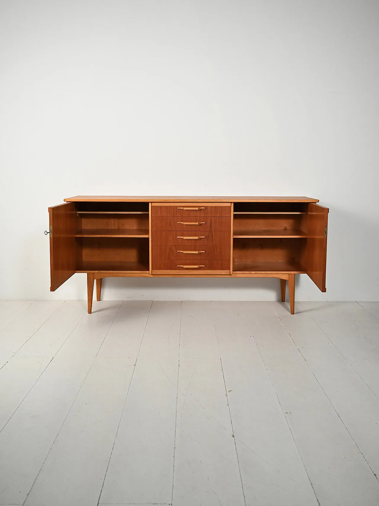 Sideboard scandinavo in teak e rovere 3