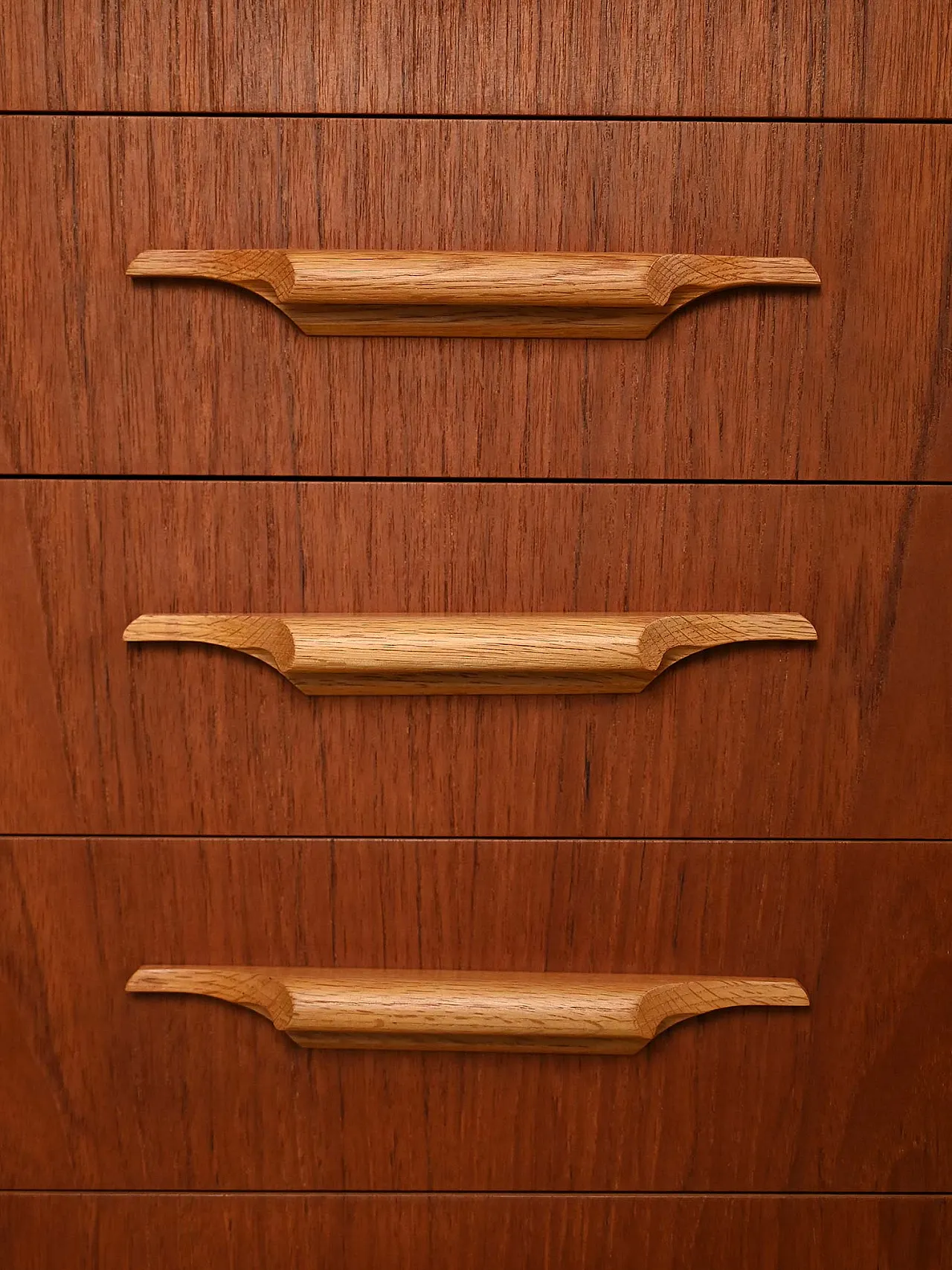 Sideboard scandinavo in teak e rovere 8