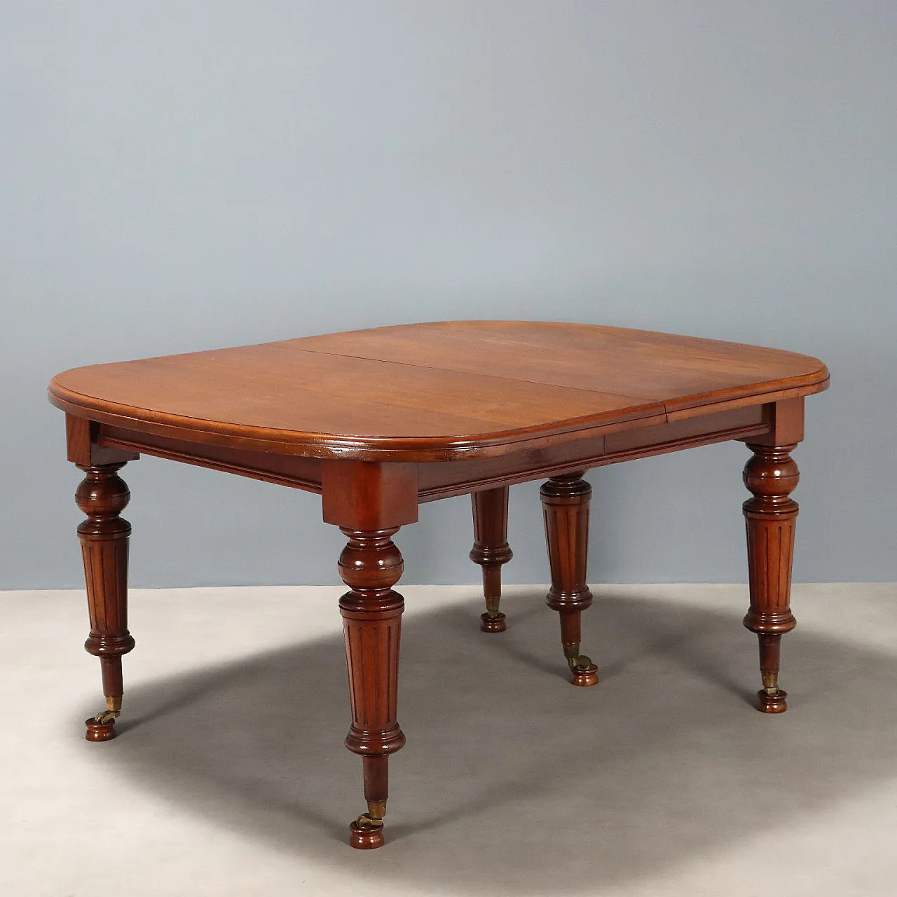 Extendable table in mahogany and brass, 19th century 1
