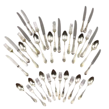 Servizio di posate in argento per sei con motivo in rilievo, '900