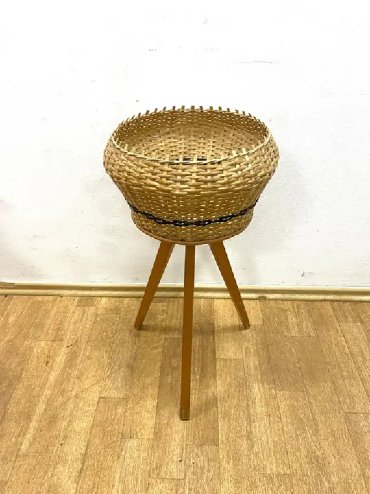 Retro flower stand, 1970s 2