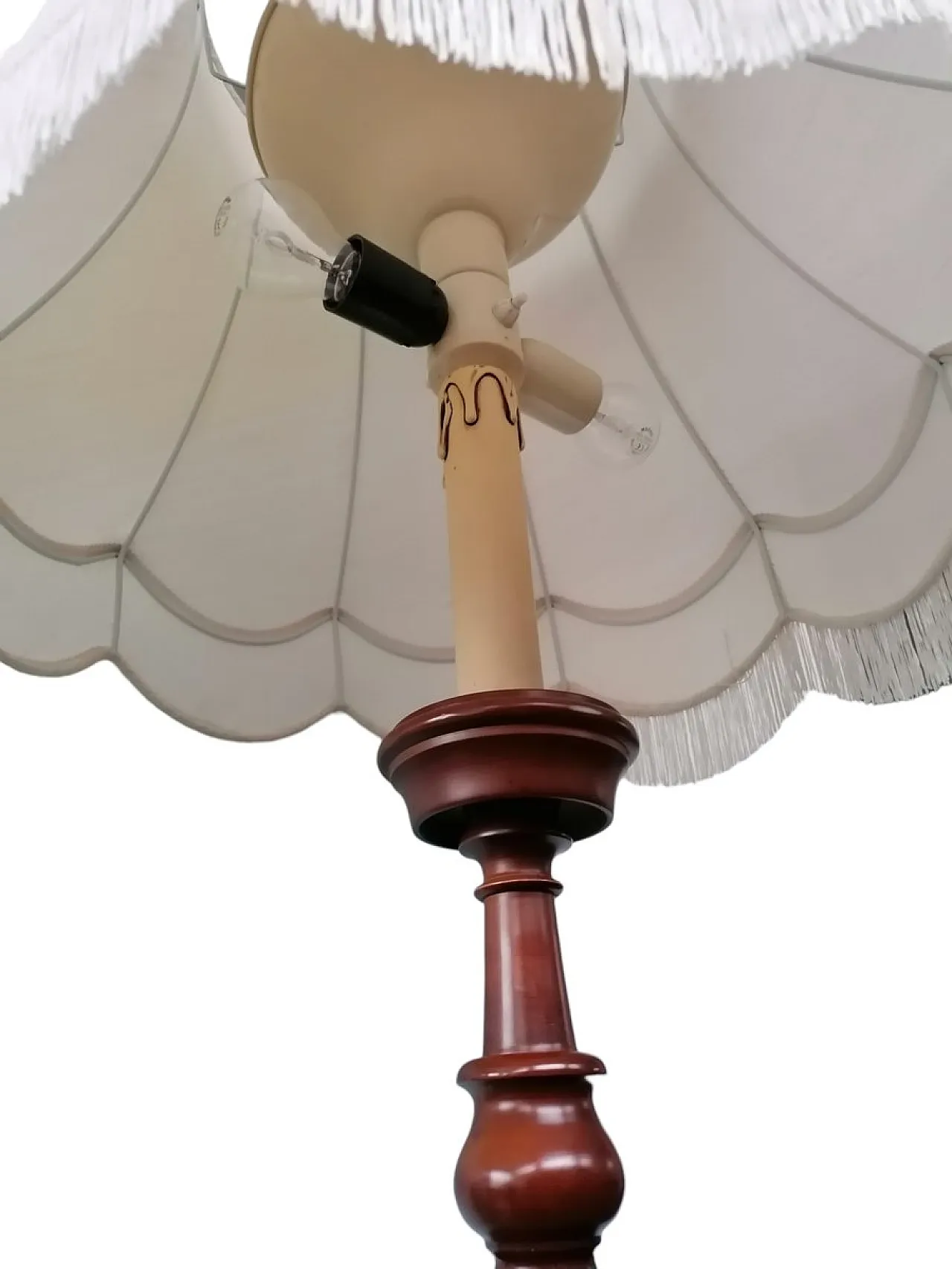 Lampada da terra Art Déco in legno di noce tornito, fine '800 2