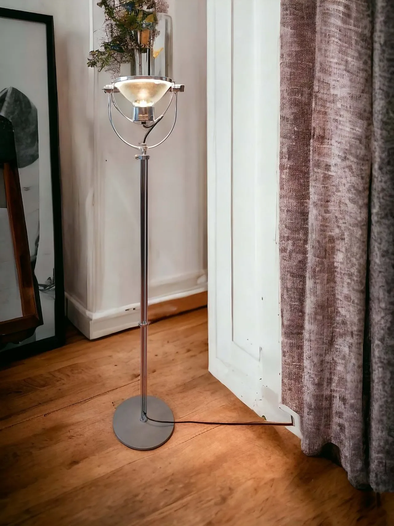 Lampada da terra Areta 8C industriale di Philips, anni '70 1