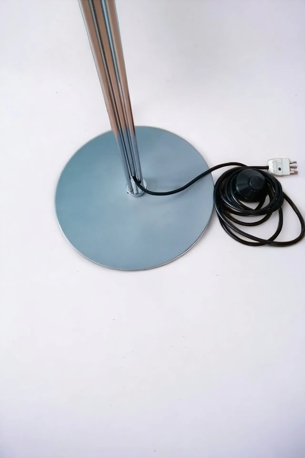 Lampada da terra Areta 8C industriale di Philips, anni '70 5