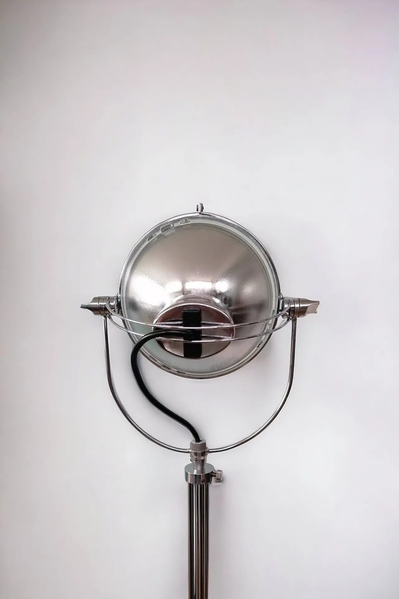 Lampada da terra Areta 8C industriale di Philips, anni '70 6