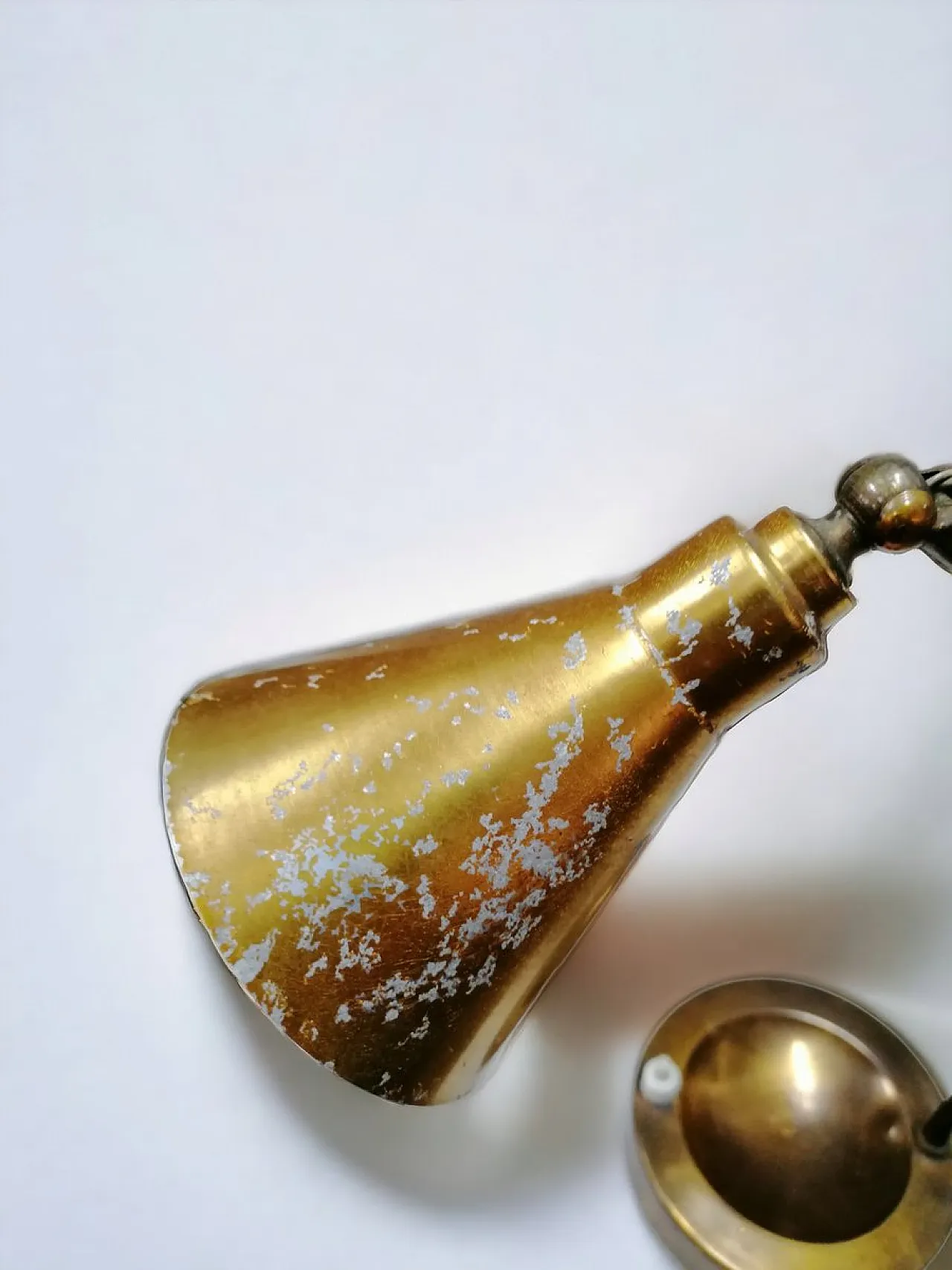 Lampada da tavolo in ottone, anni '40 3