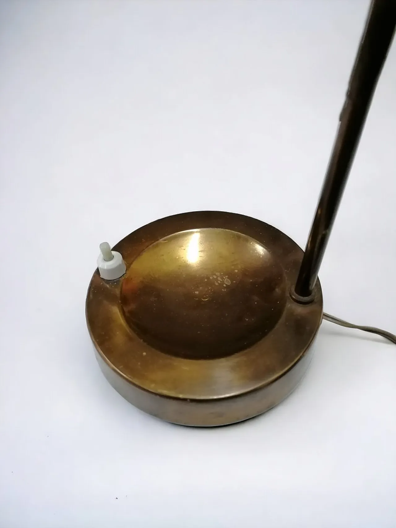 Lampada da tavolo in ottone, anni '40 4