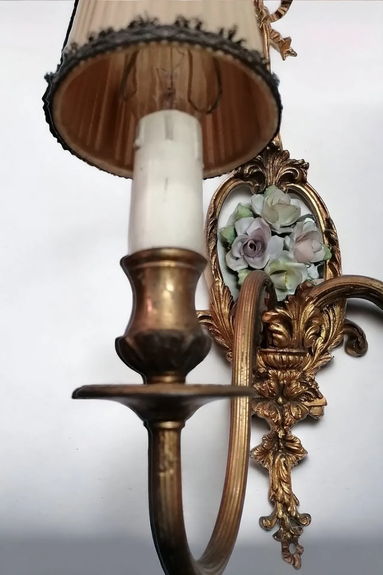 Applique a due braccia con placca in porcellana, anni '20 3