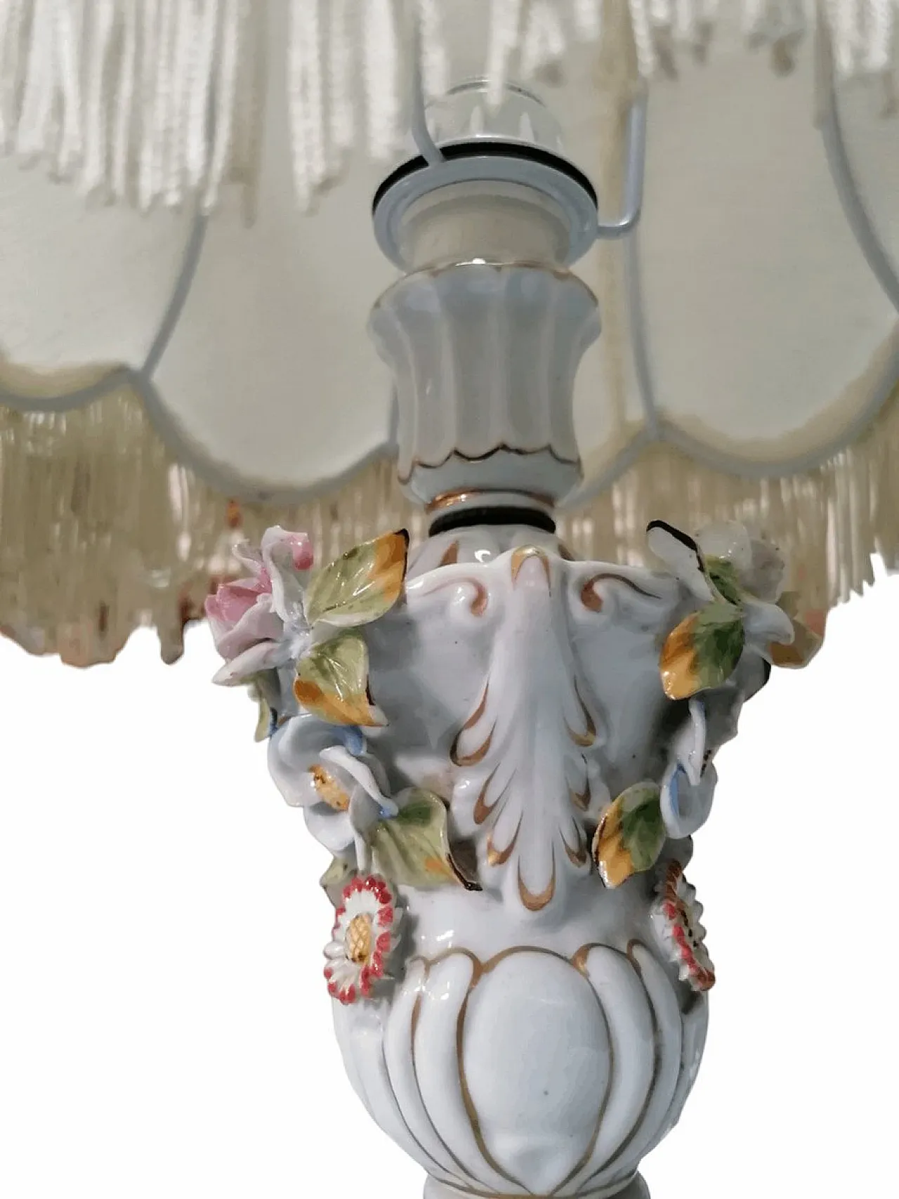 Coppia di lampade da comodino in ceramica di Capodimonte, fine '800 3