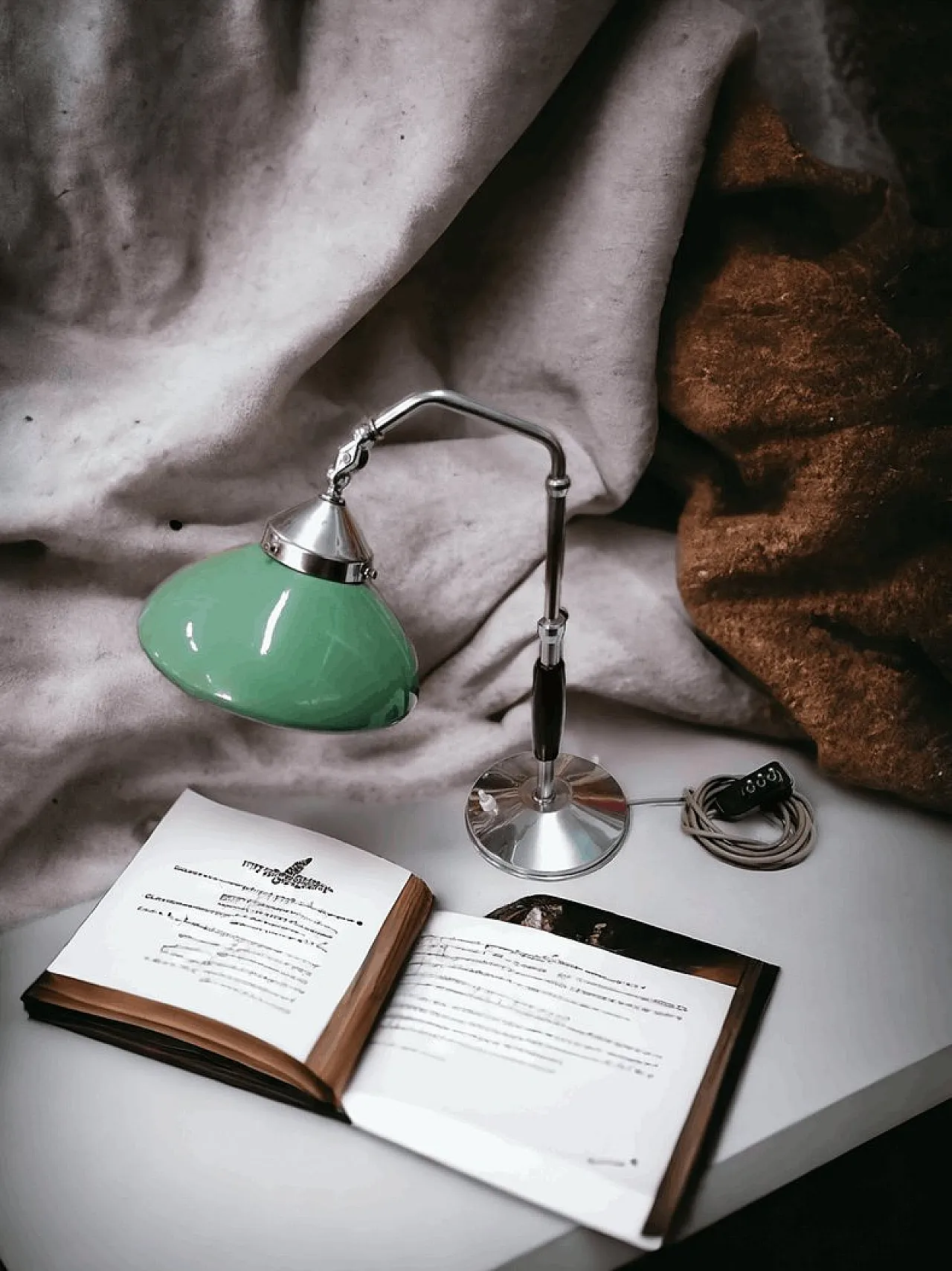 Lampada da tavolo da ufficio ministeriale, anni '30 1