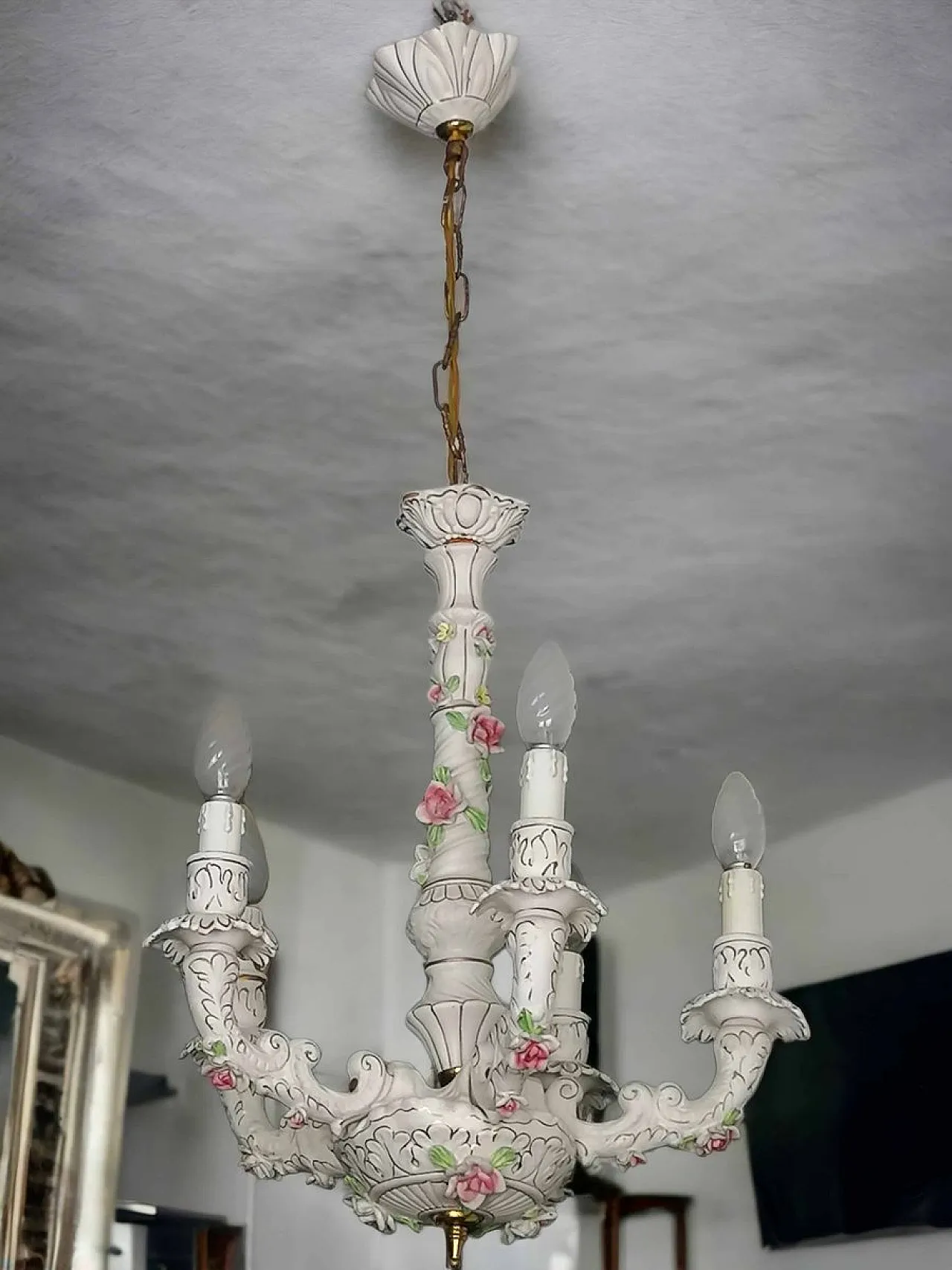Lampadario in ceramica a 5 luci di Capodimonte, anni '50 1