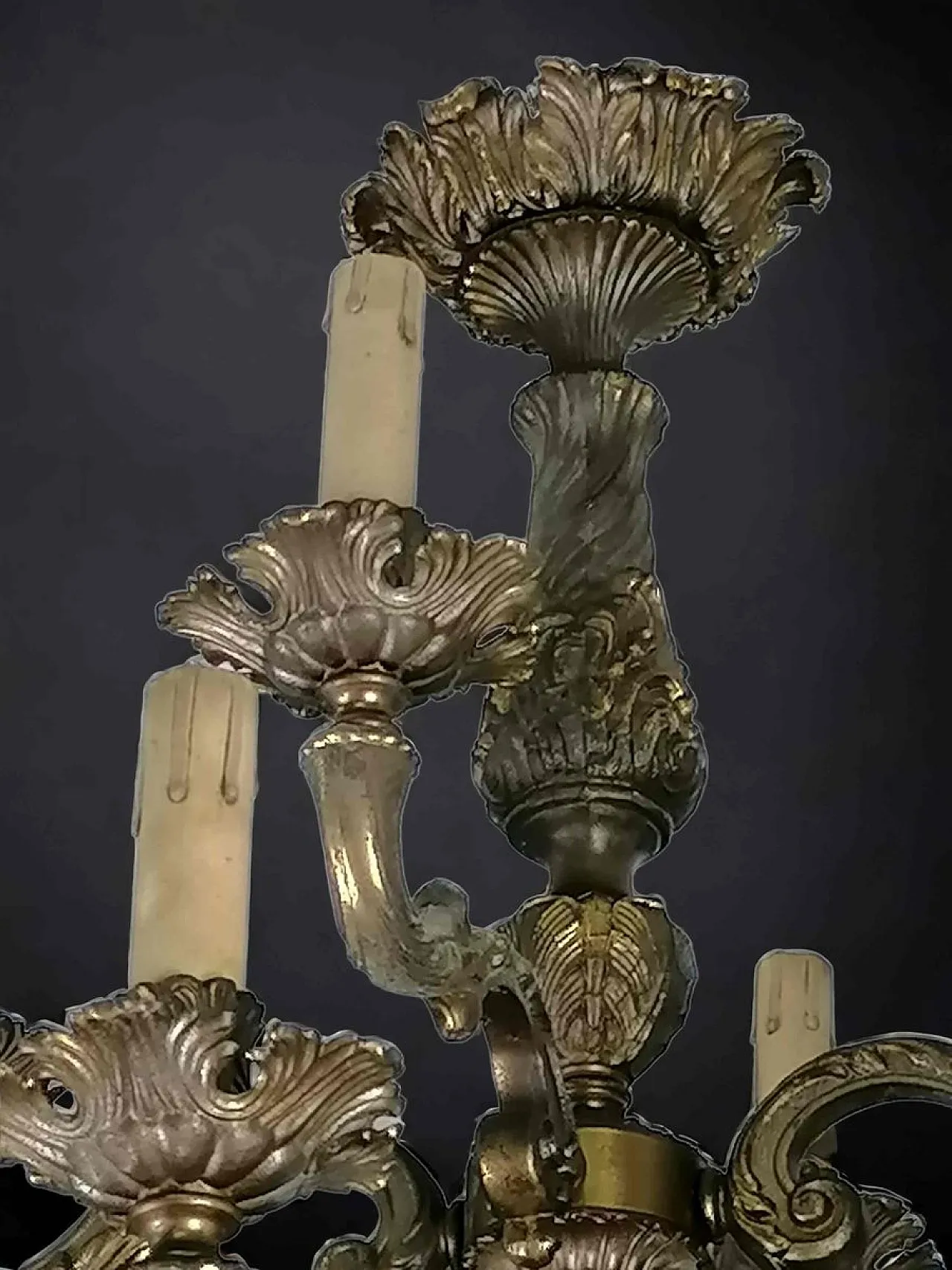 Lampadario in Bronzo a 12 Luci, anni '20 3