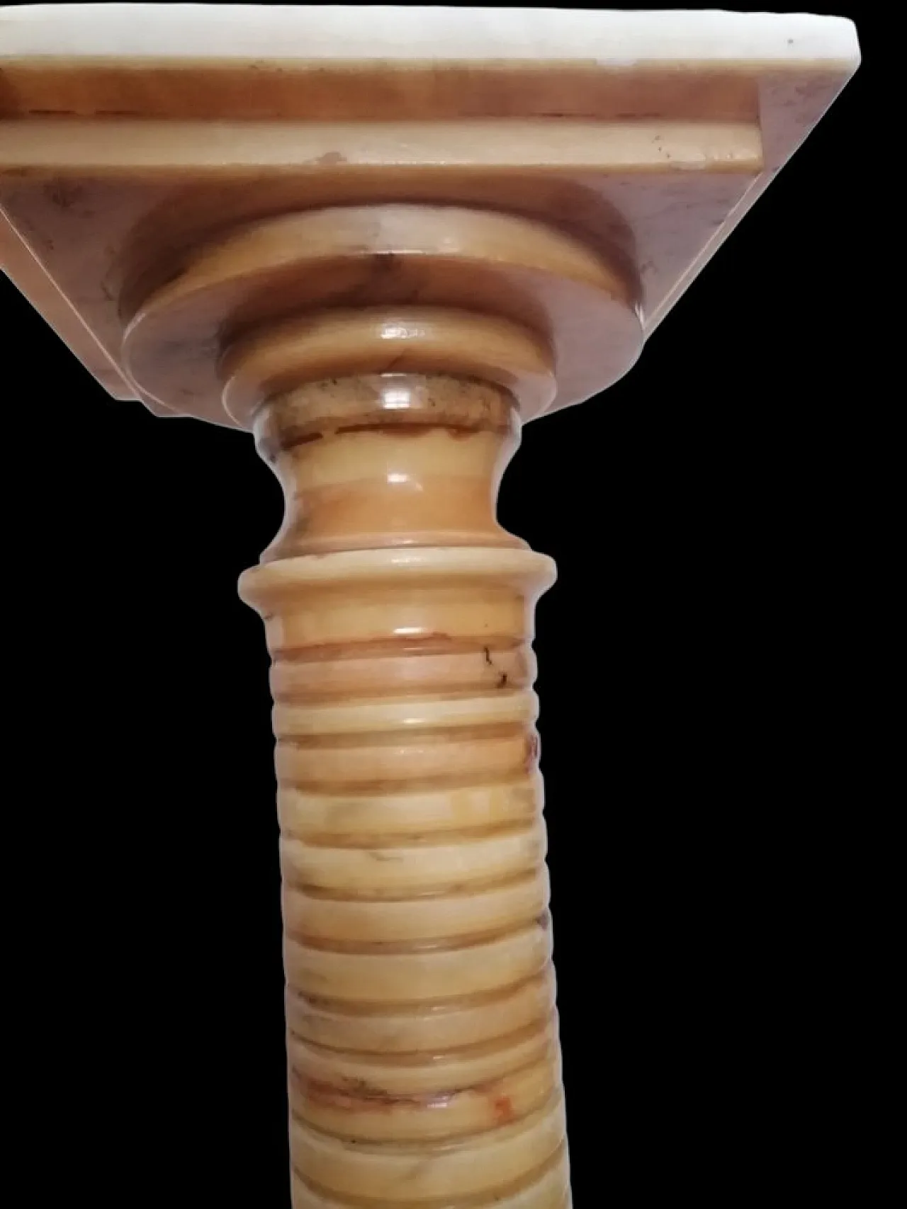 Pair of layered onyx columns, 1920s 5