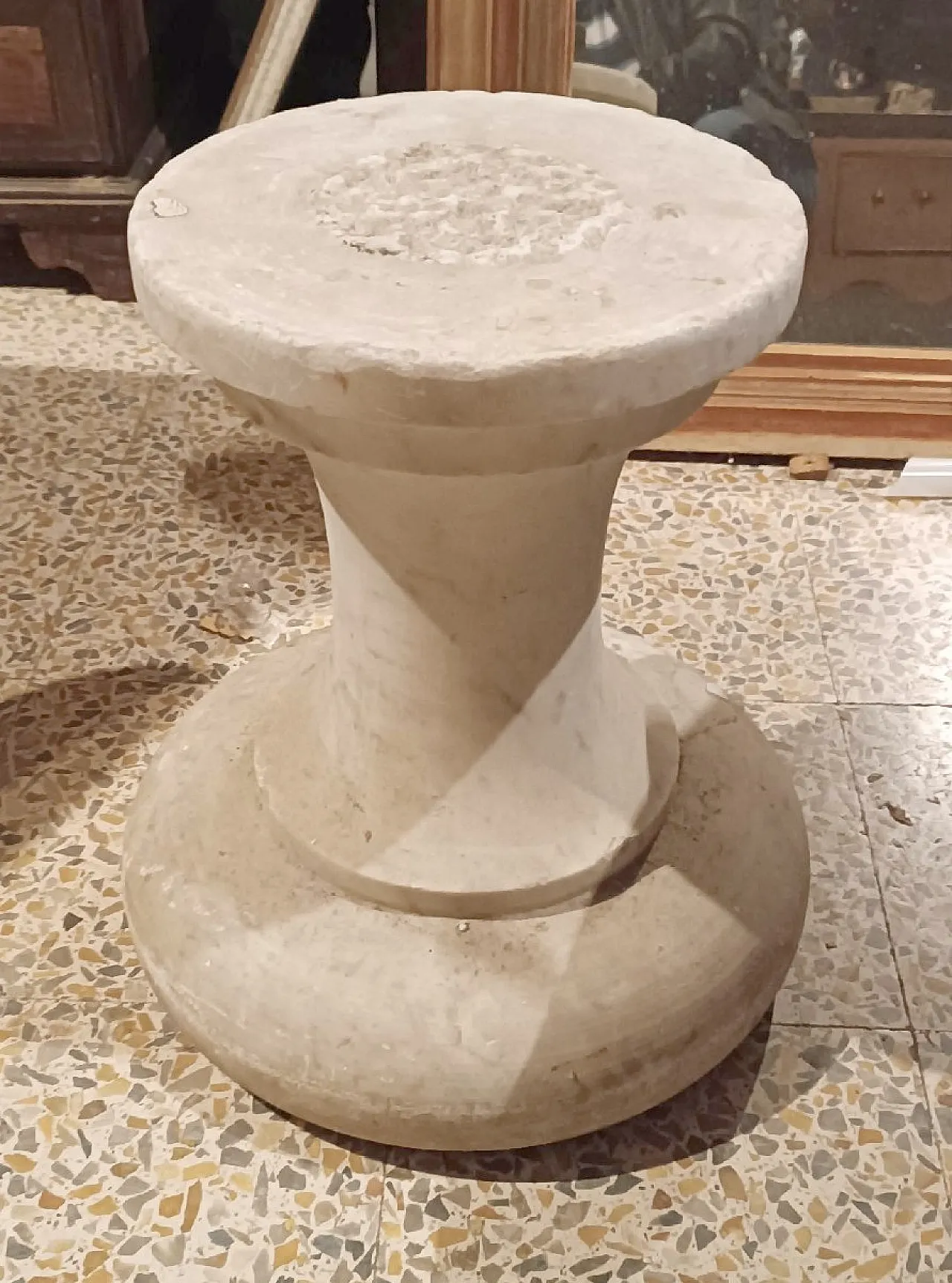 Base in marmo bianco di Carrara, '800 2