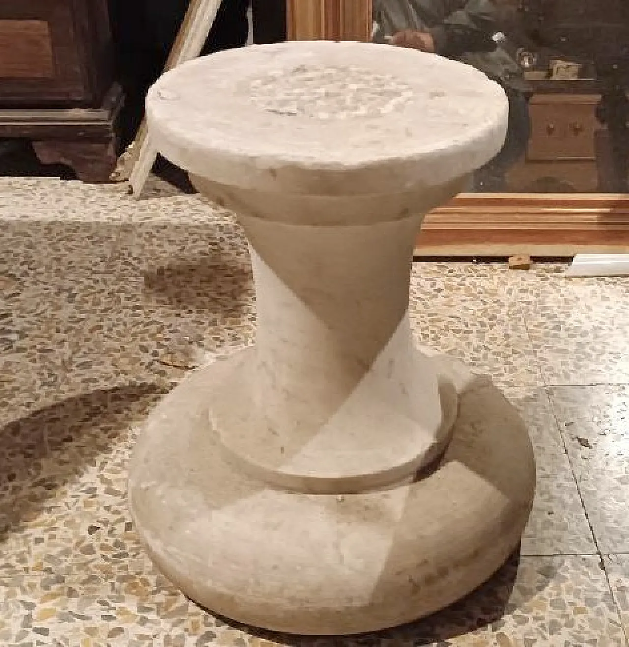 Base in marmo bianco di Carrara, '800 7