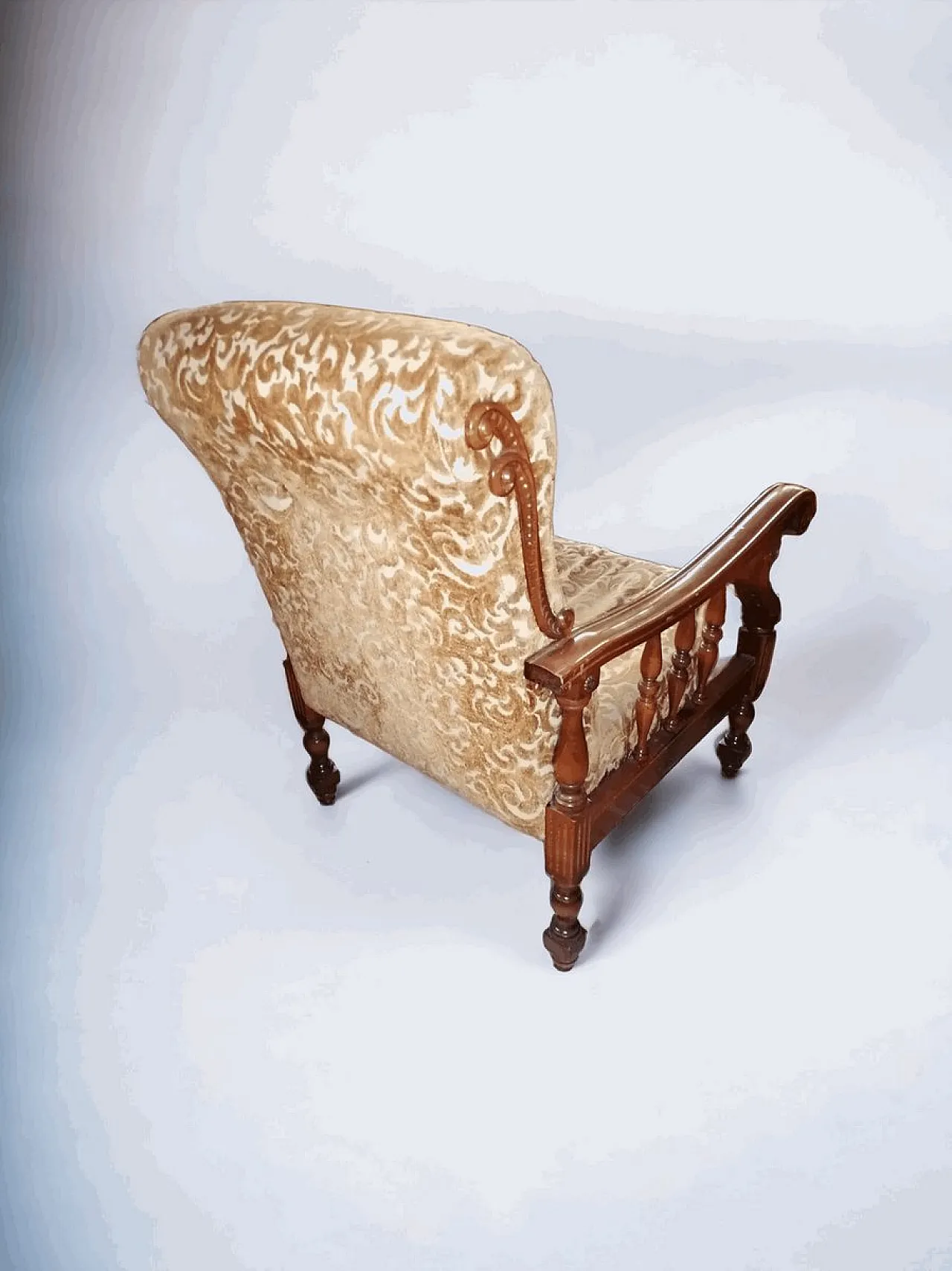 Poltrona in legno e velluto, anni '30 4