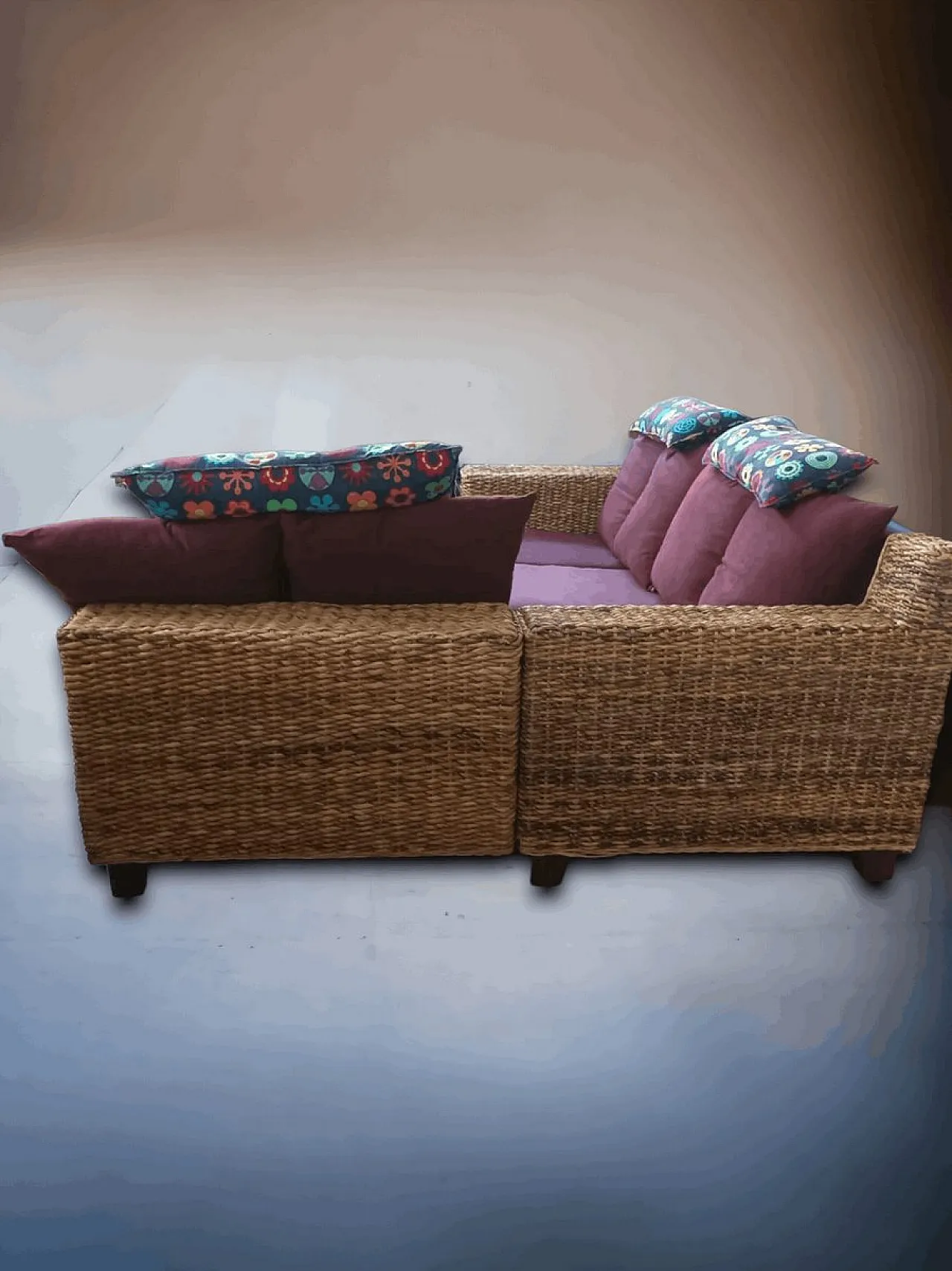 Divano ad angolo con chaise lounge in banana intrecciata, anni '90 2