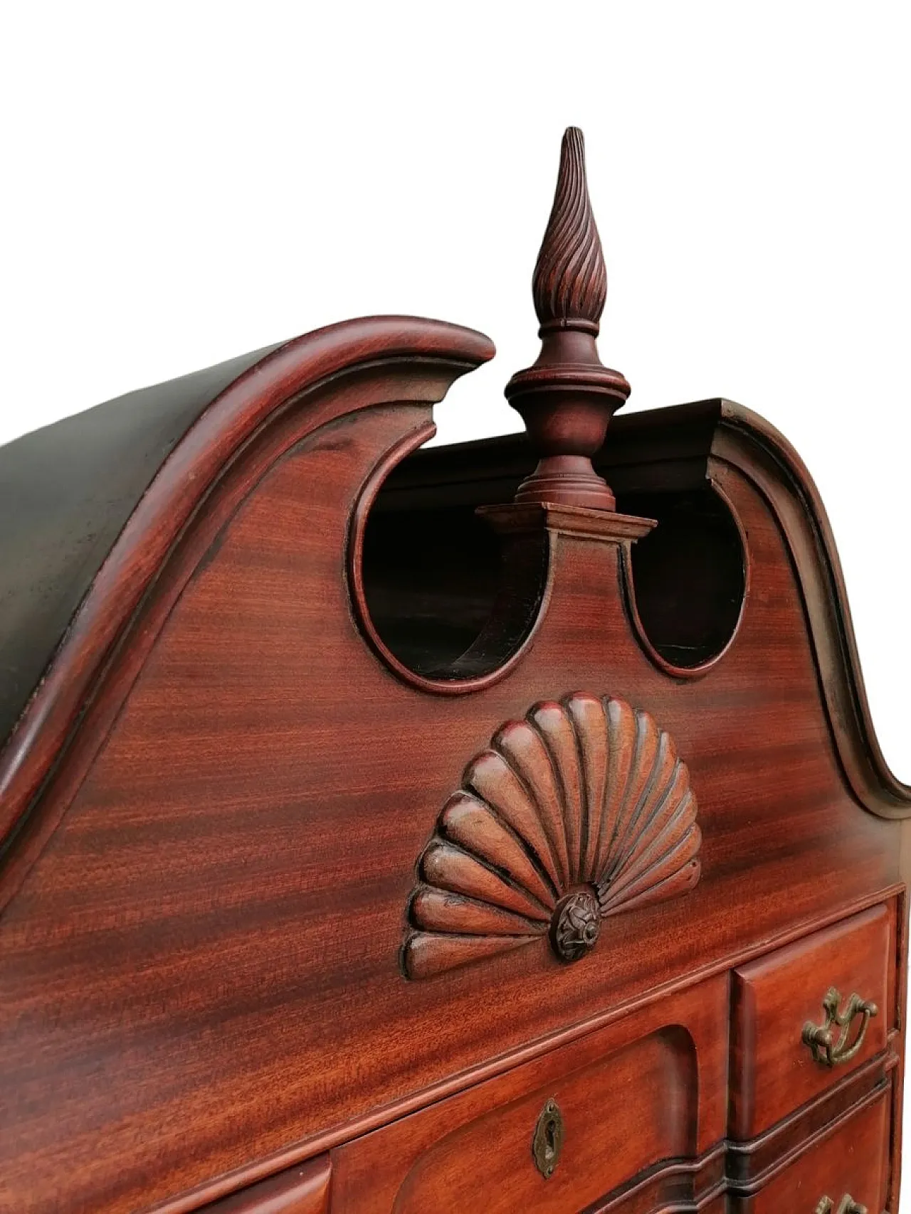 Cassettone alto a 7 cassetti Queen Anne Chippendale, XVIII secolo 2