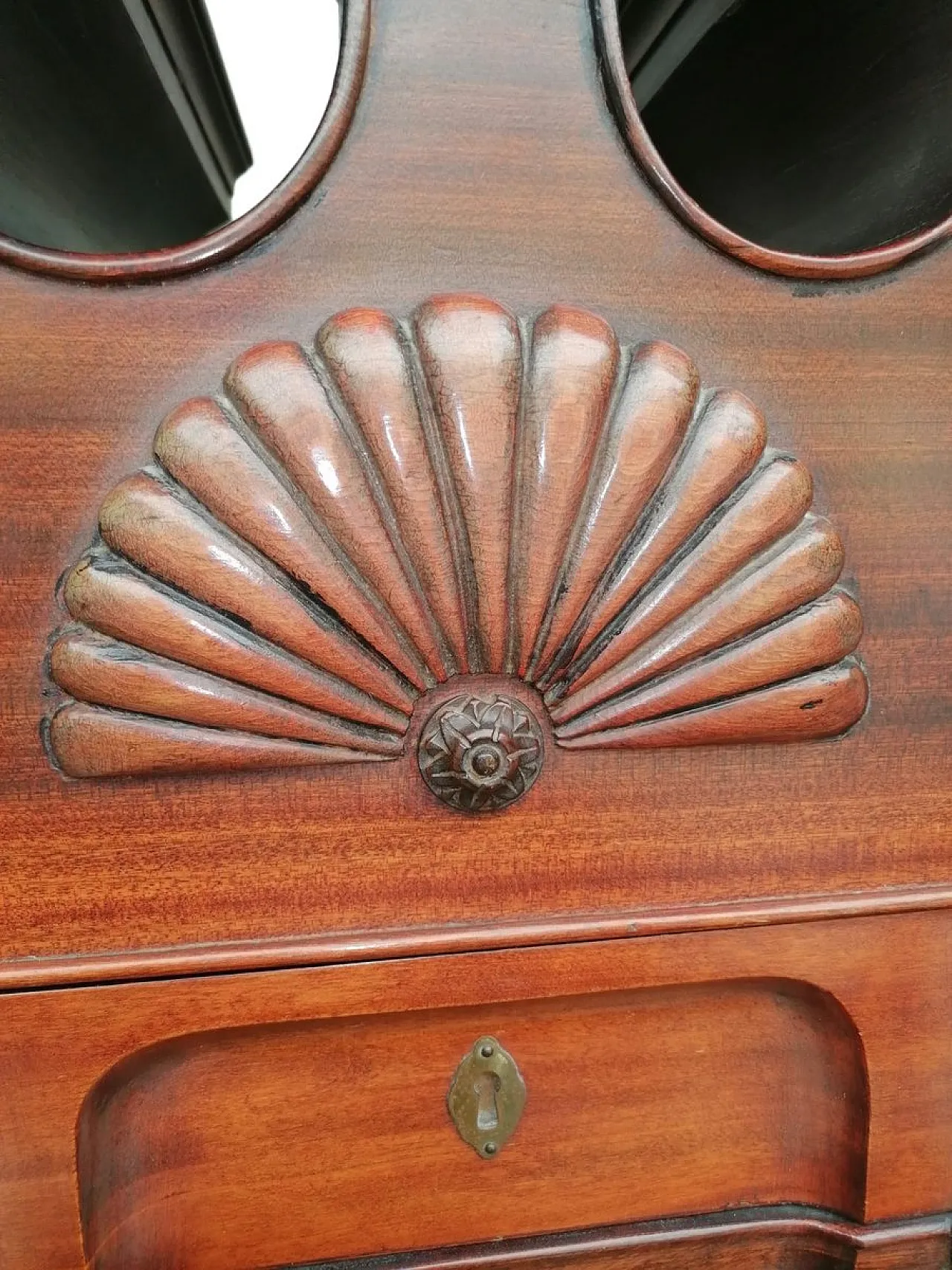 Cassettone alto a 7 cassetti Queen Anne Chippendale, XVIII secolo 17