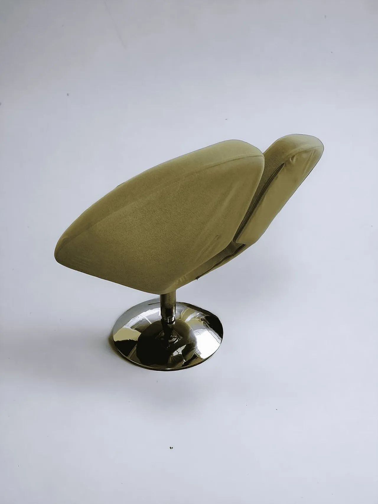 Poltrona girevole Apollo di Patrick Norguet per Artifort, anni 2000 3